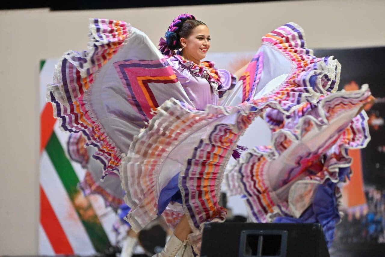 ¡ACUÑA FESTEJA CON ORGULLO Y ALEGRÍA SU 74 ANIVERSARIO!