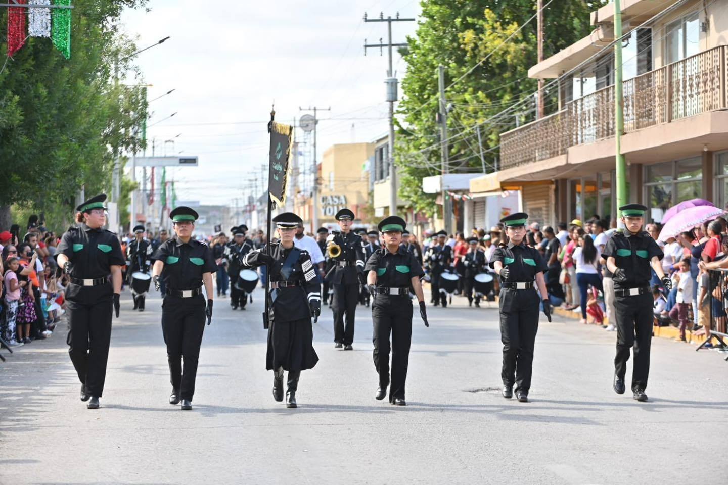 CEREMONIA CÍVICA Y DESFILE DEL 16 DE SEPTIEMBRE EN CONMEMORACIÓN DEL 215 ANIVERSARIO DE LA INDEPENDENCIA DE MÉXICO