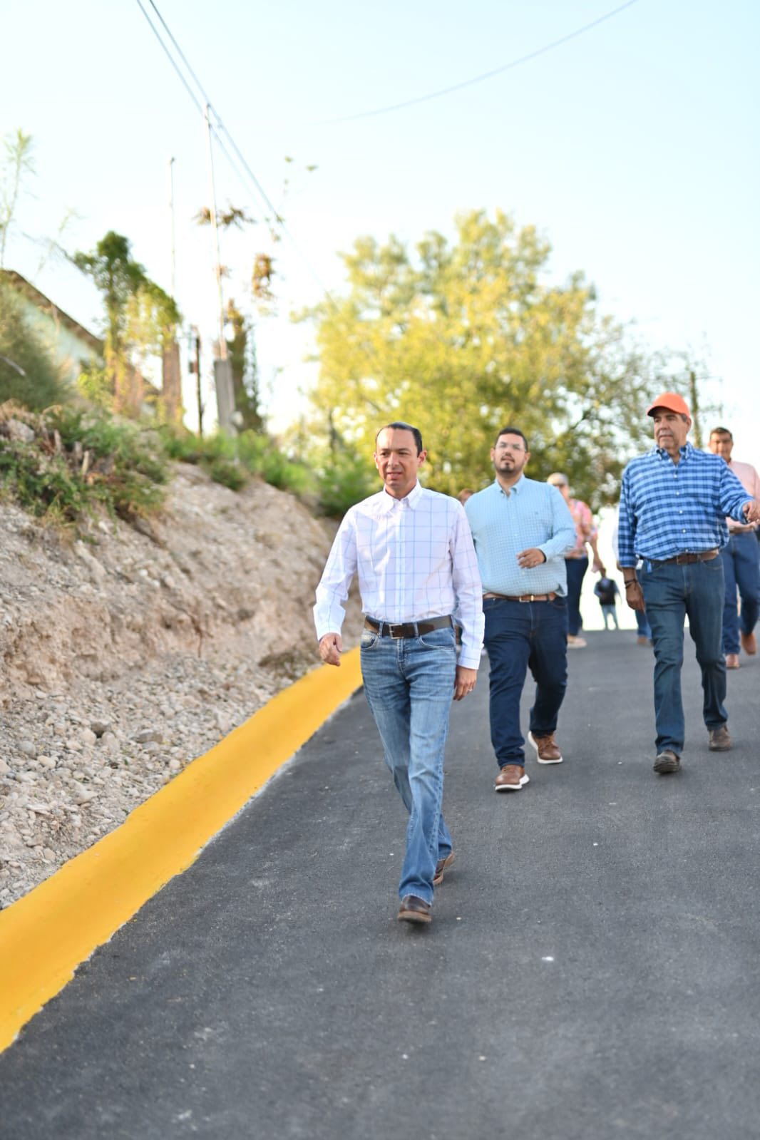 ENTREGA ALCALDE EMILIO DE HOYOS, PAVIMENTACIÓN DE LA CALLE PINO SUÁREZ EN LA COLONIA 28 DE JUNIO