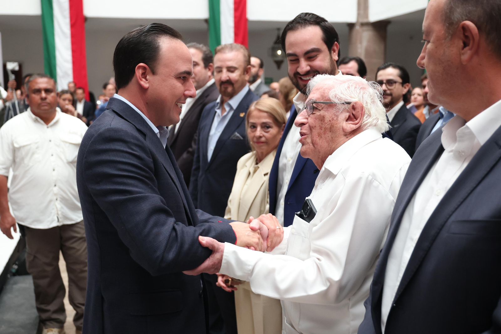 ENTREGA GOBERNADOR PREMIO ESTATAL DE PERIODISMO