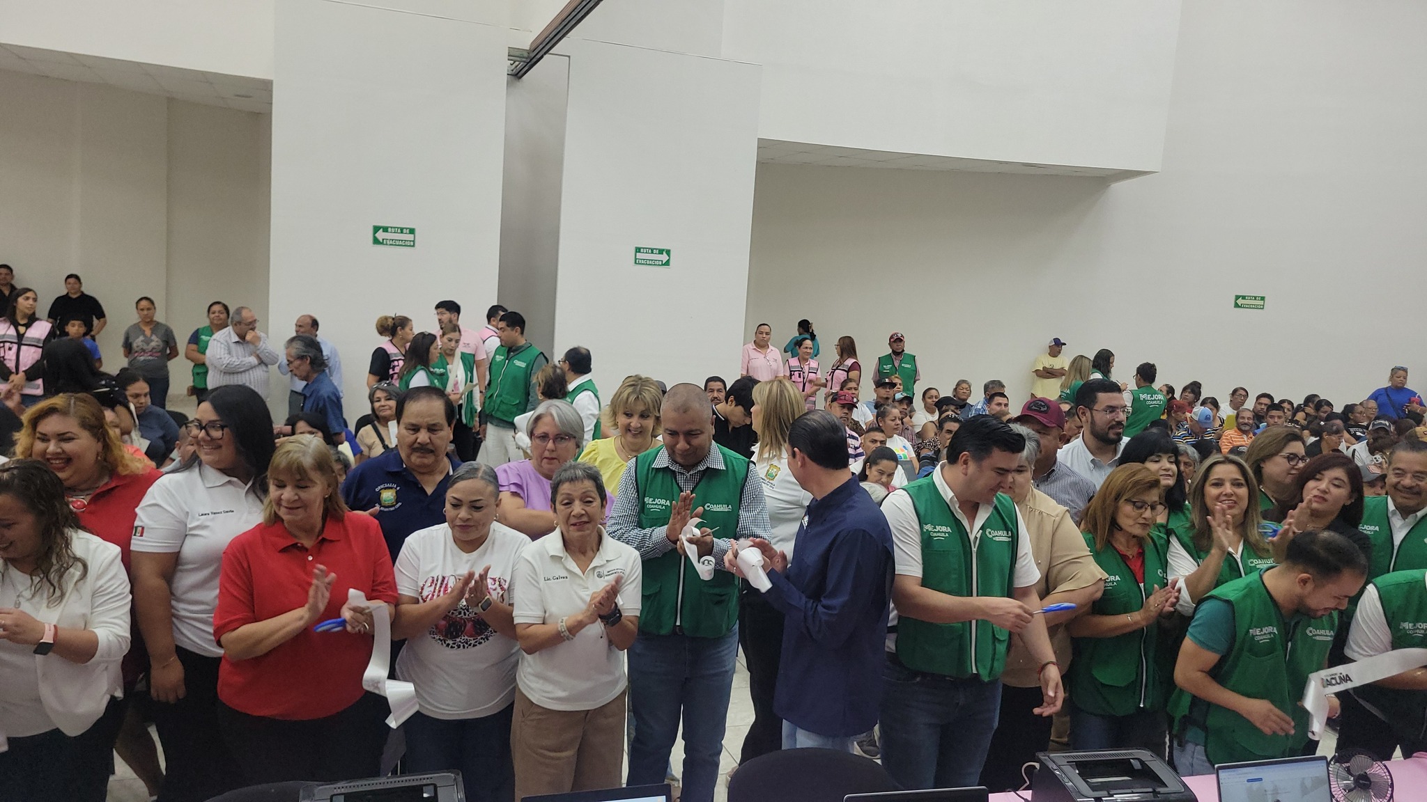 Presidencia Municipal de Acuña en coordinación con Gobierno del Estado de Coahuila llevan a Acuña al Registro Civil