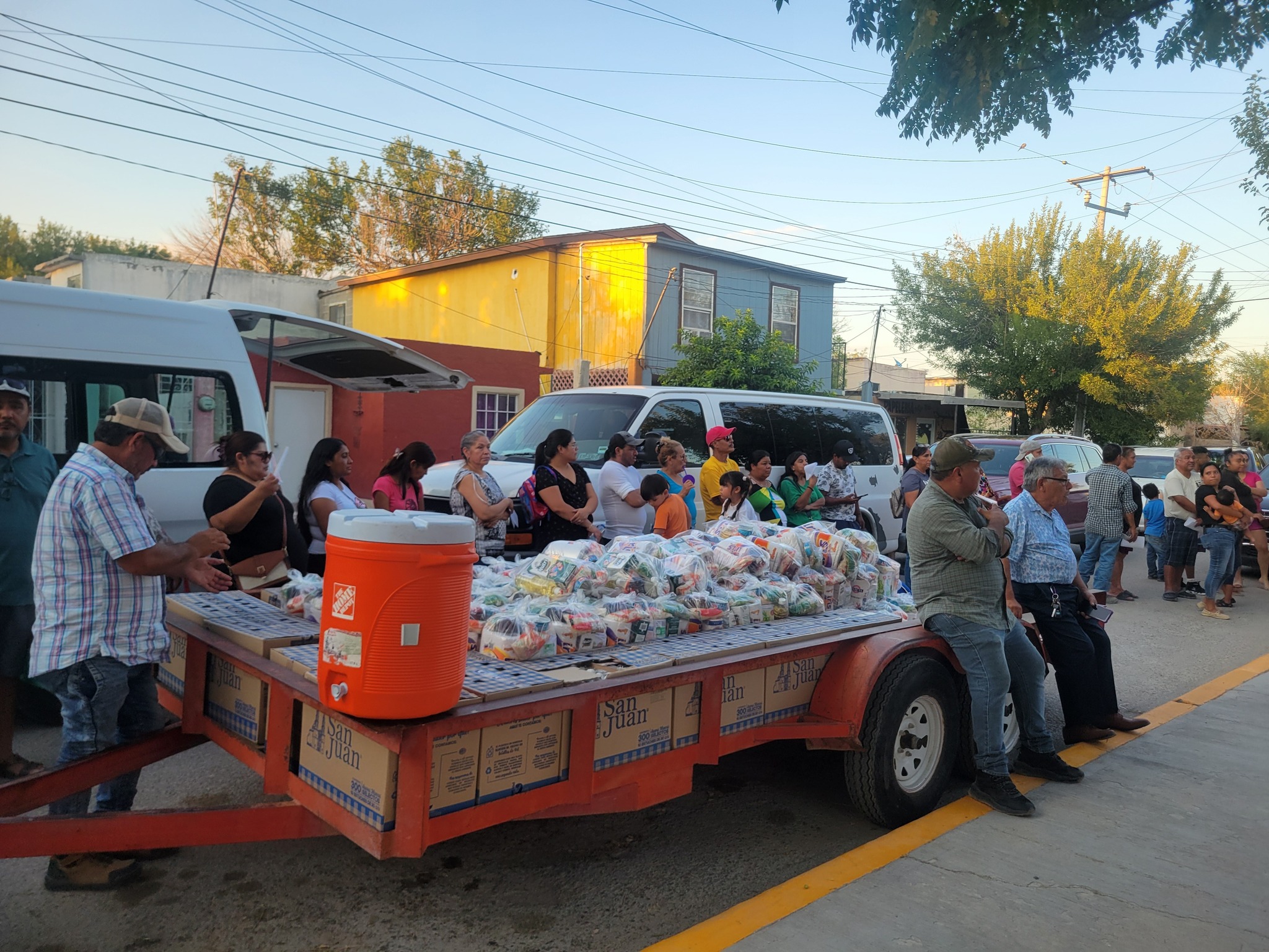Presidencia Municipal de Acuña lleva brigada a Fraccionamiento Las Américas