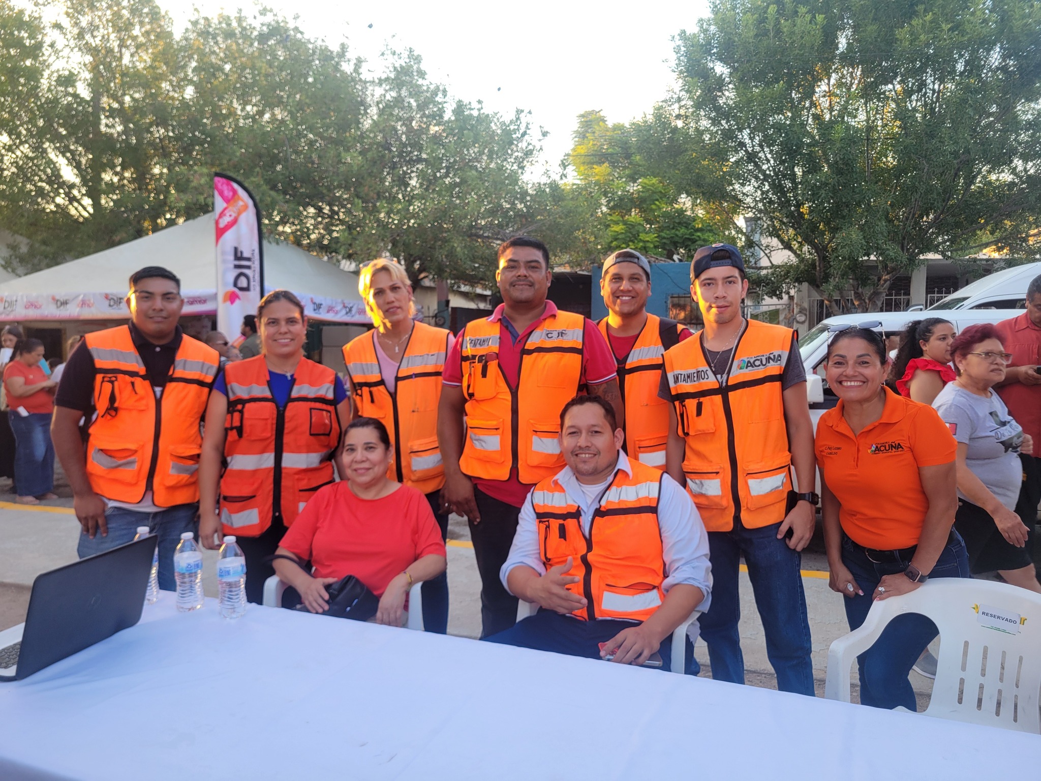 Presidencia Municipal de Acuña lleva brigada a Fraccionamiento Las Américas