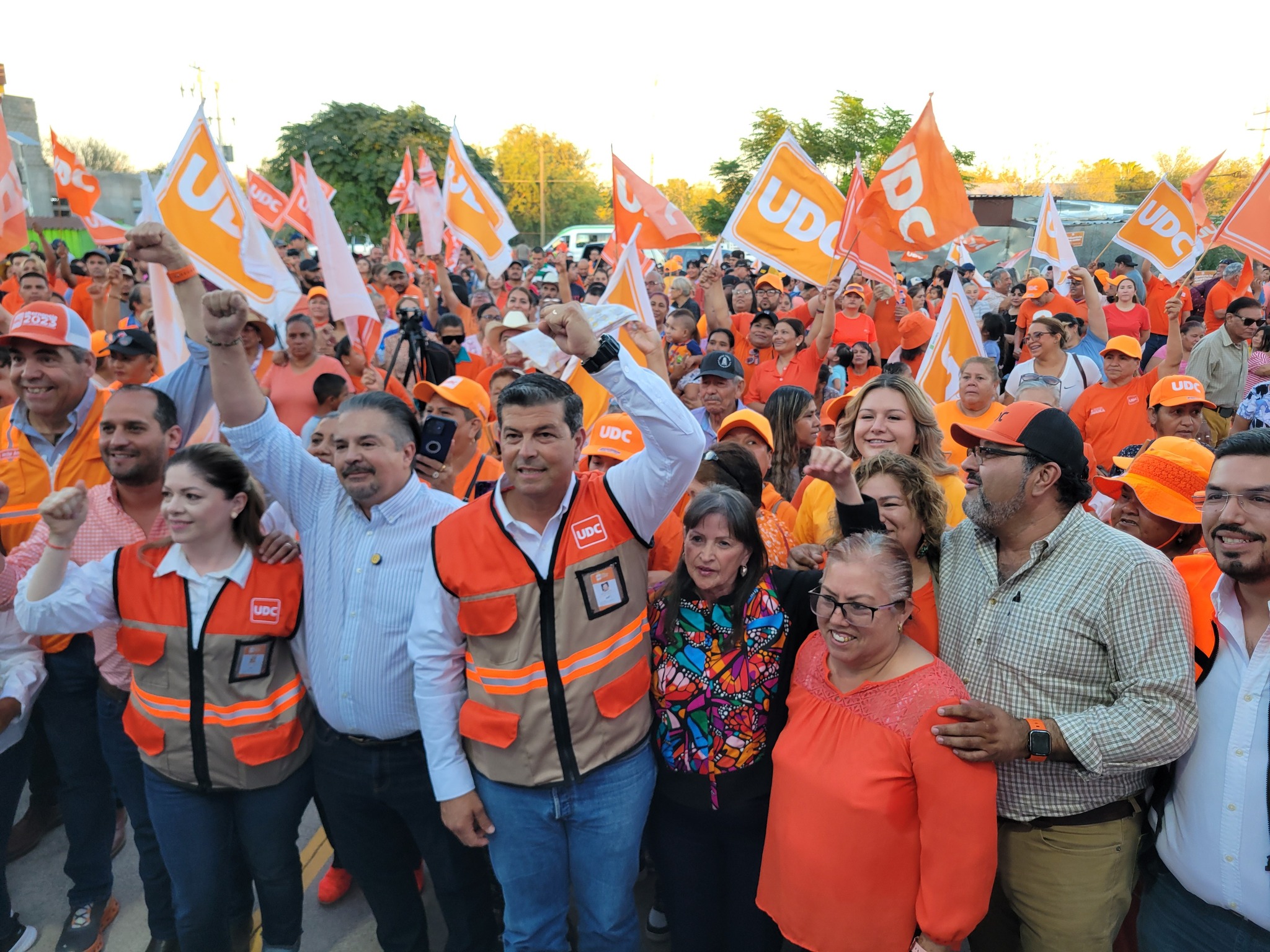 Va Lenin Pérez Rivera a la CDMX ante la presidenta nacional del INE Guadalupe Taddei Zavala