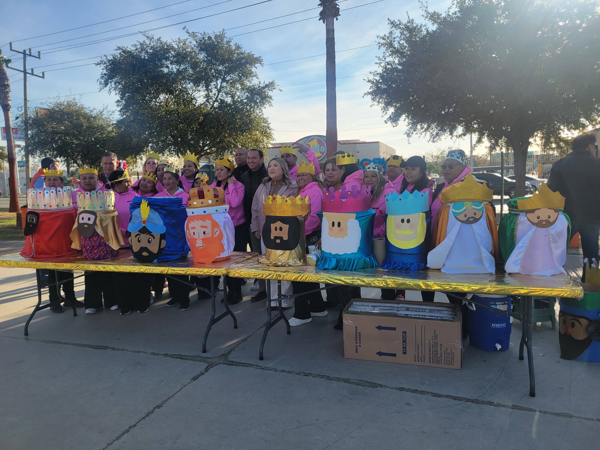 Desea Emilio De Hoyos buen año a los acuñenses