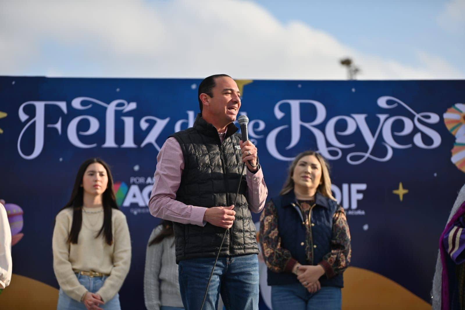 EMILIO DE HOYOS CONVOCA A LAS FAMILIAS ACUÑENSES A FESTEJAR EL DÍA DE REYES