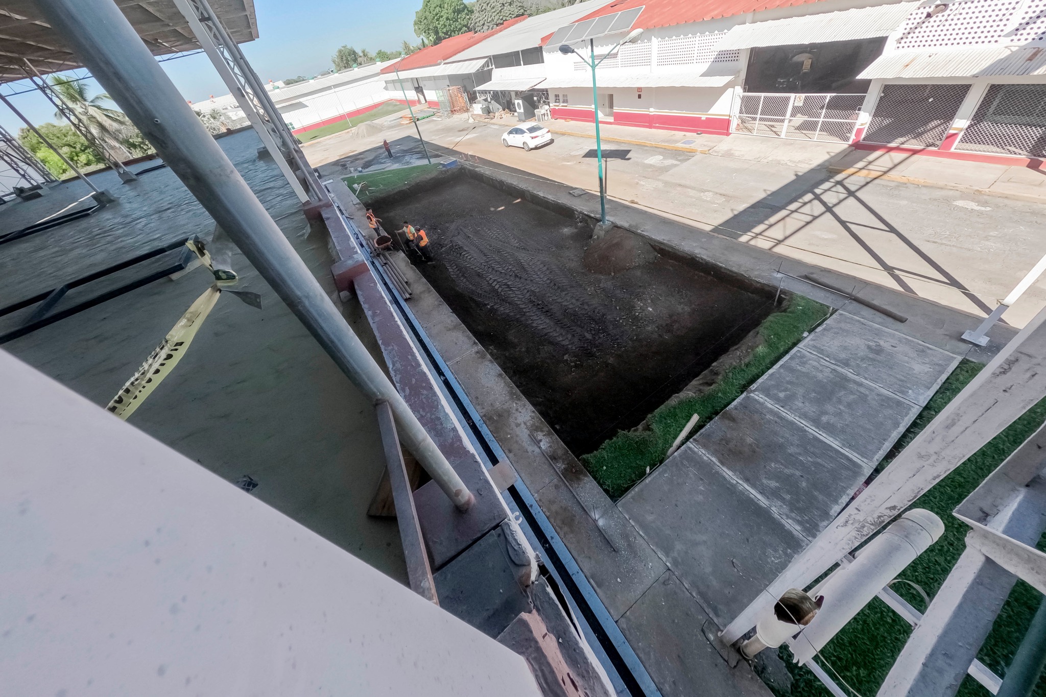 La planta productora de moscas estériles para combatir el gusano barrenador, ubicada en Chiapas, presenta avance del 50 por ciento