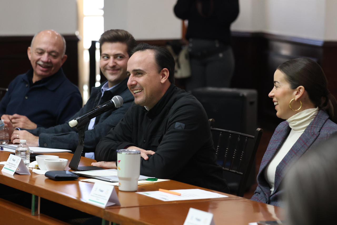 TENEMOS UN PLAN Y UN GRAN EQUIPO PARA SEGUIR TRABAJANDO POR COAHUILA: MANOLO