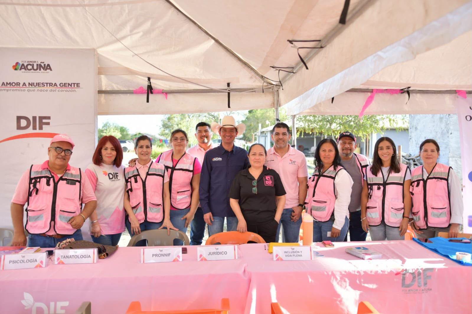 BRIGADA MULTIDISCIPLINARIA “MANOS UNIDAS POR AMOR A LA MUJER RURAL” LLEGA AL EJIDO CALLES