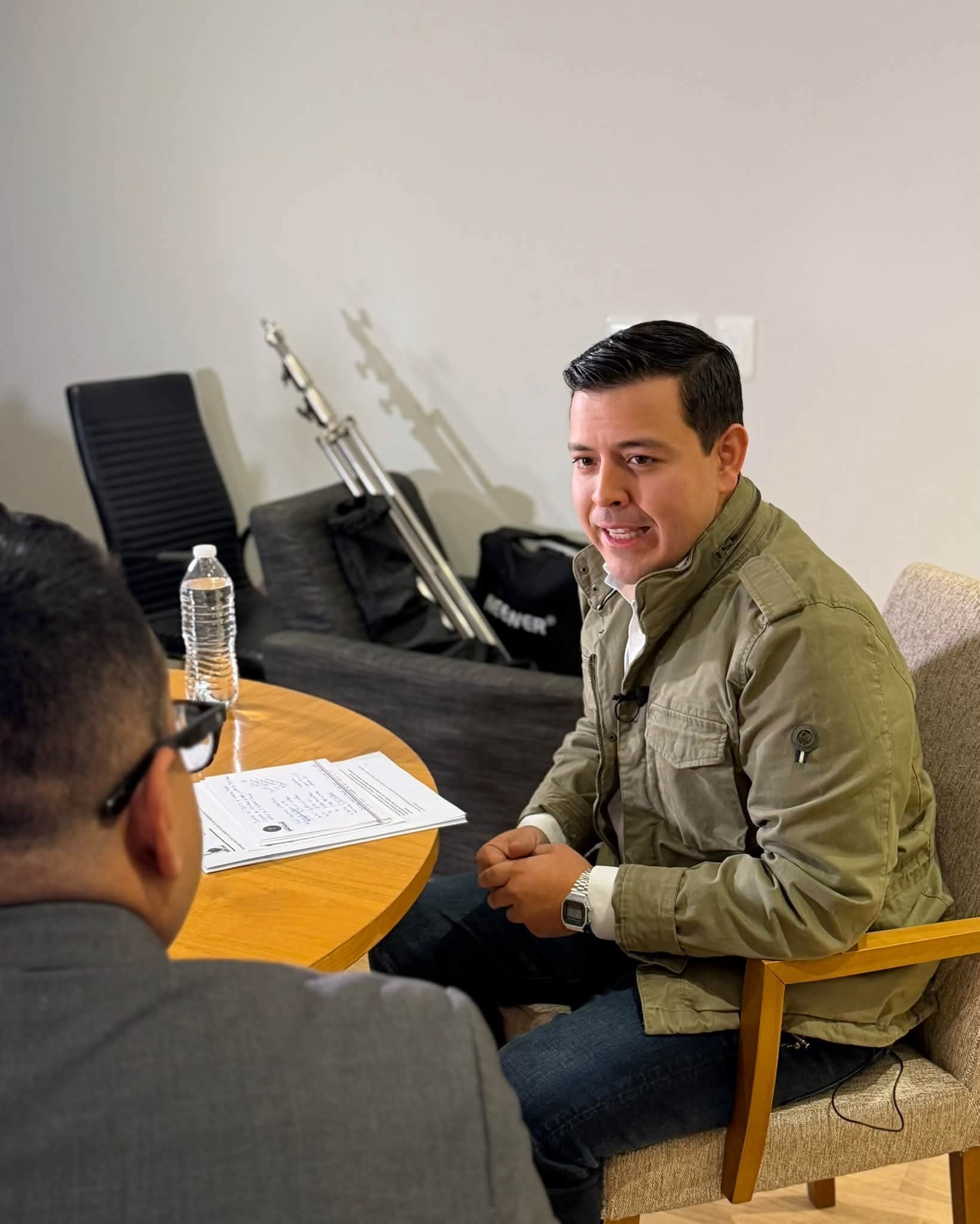 El diputado Oscar Torres Castañeda critica manejo de la deuda publica