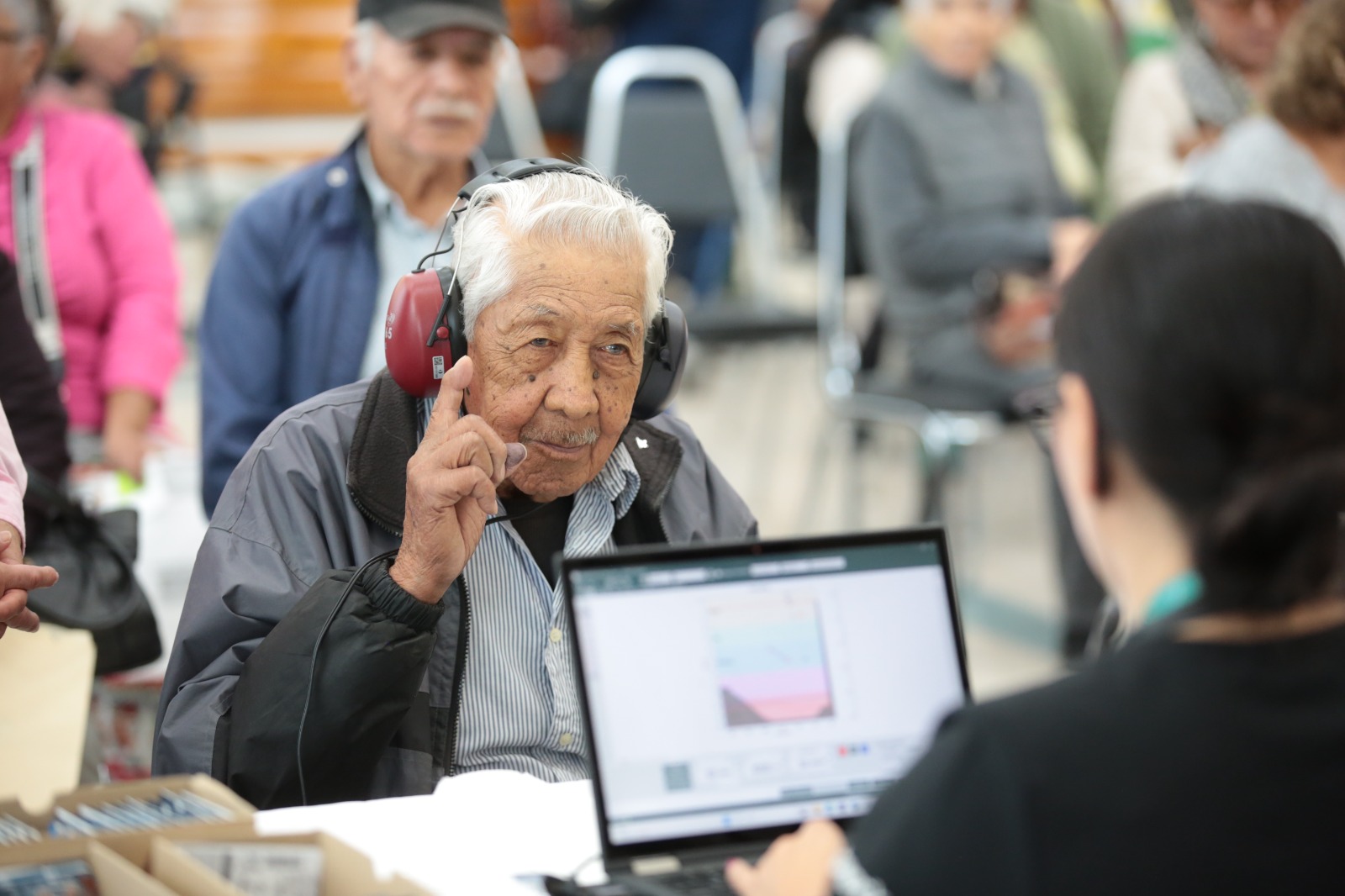 FORTALECE DIF COAHUILA LA INCLUSIÓN Y LA SALUD AUDITIVA CON JORNADAS DE APARATOS AUDITIVOS 2026