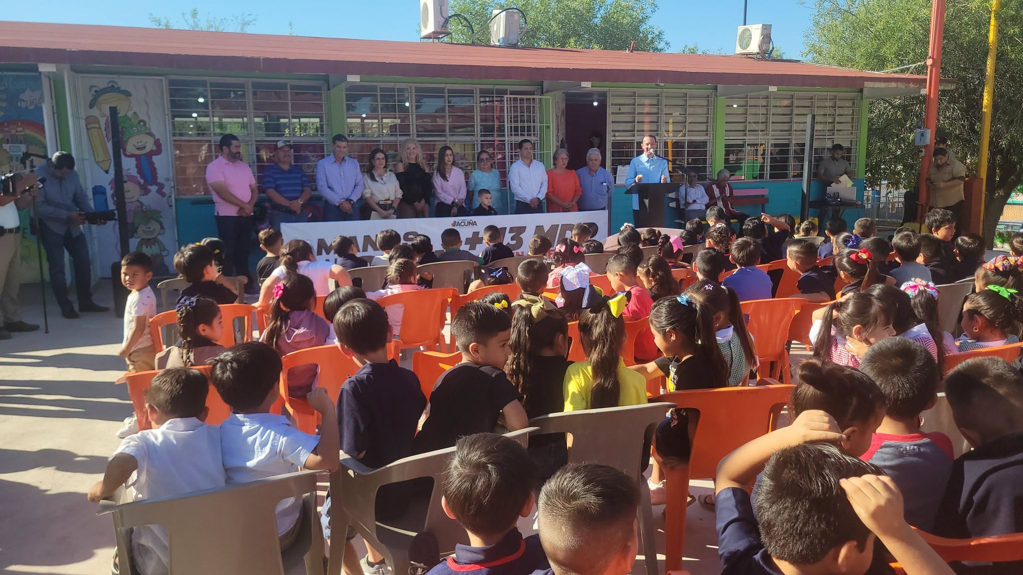 Invierte municipio 13 MDP en 16 escuelas