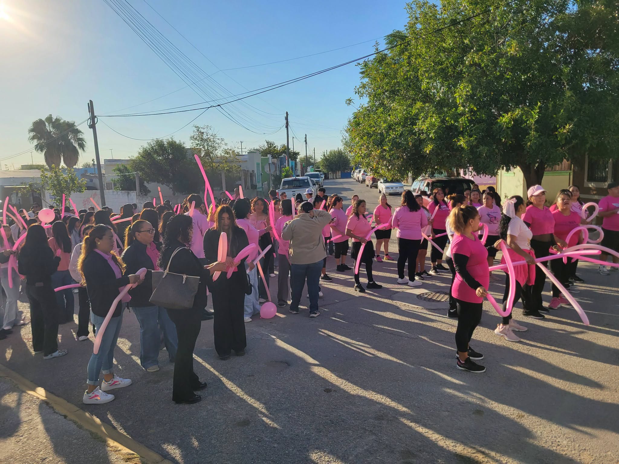 Luchan mujeres contra el cáncer