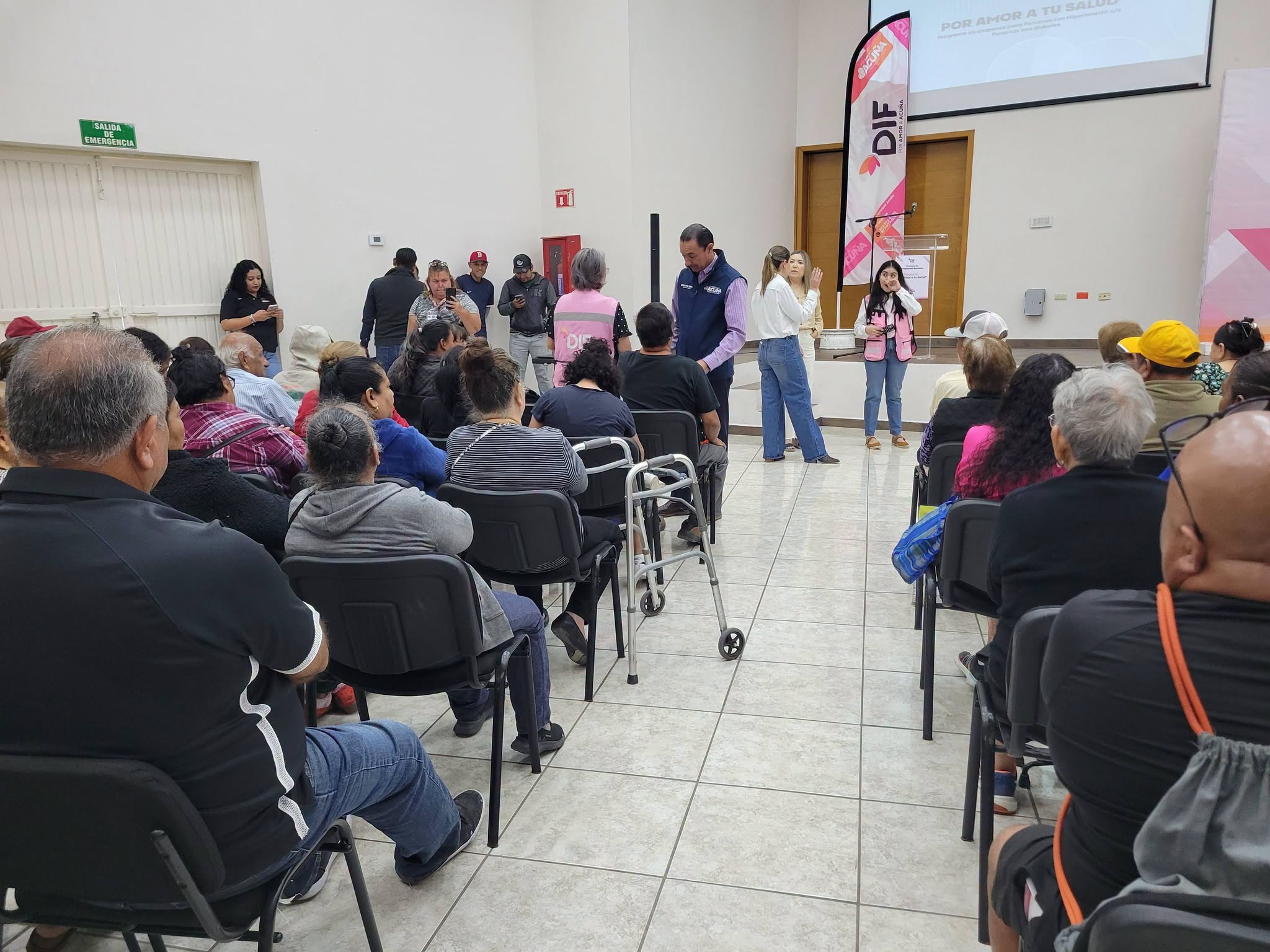 PIDE EL ALCALDE A LAS FAMILIAS PROTEGER A LOS ADULTOS MAYORES