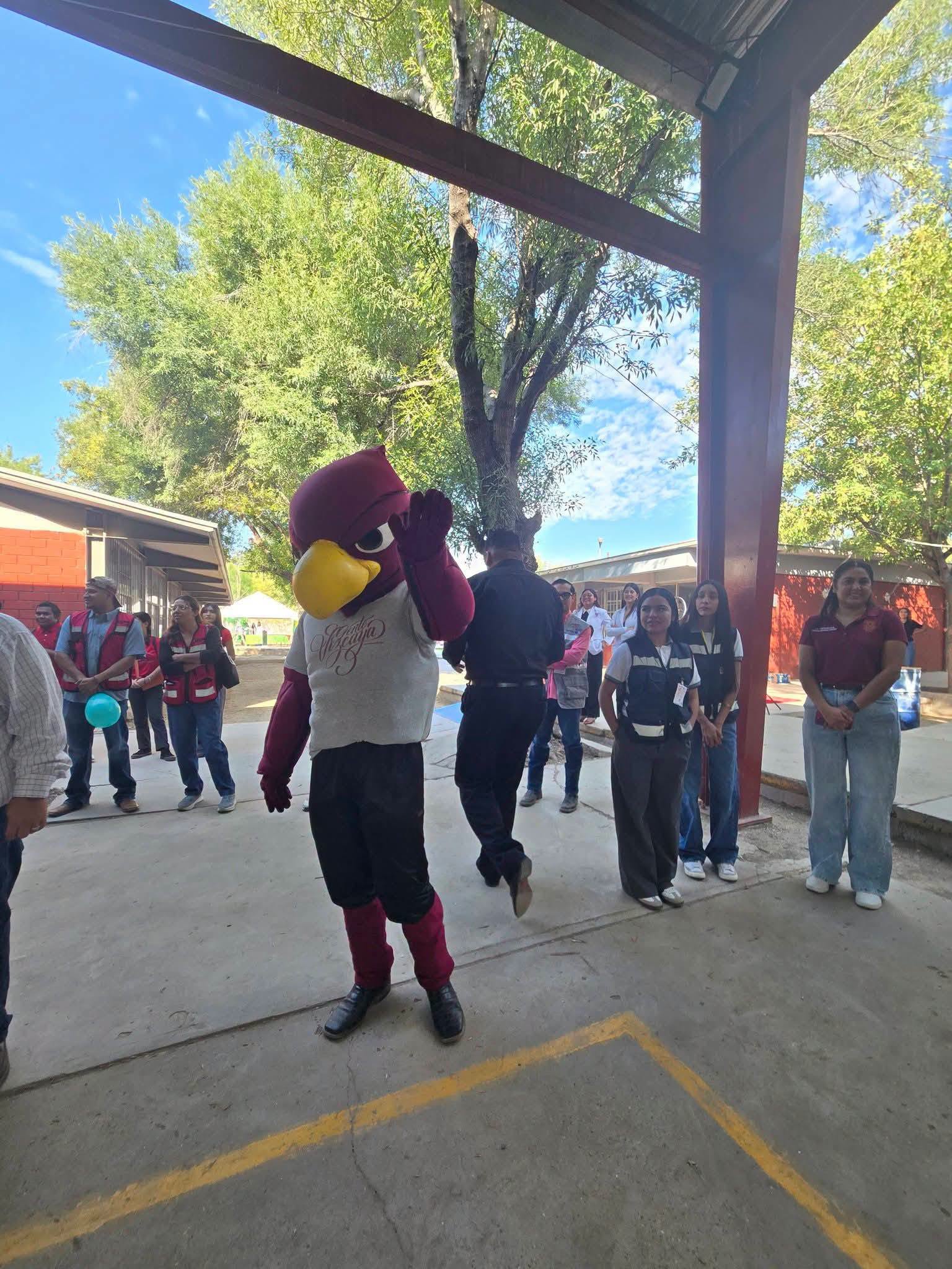 RALLY POR LA SALUD MENTAL LEGA A LA SECUNDARIA HERMANOS FLORES MAGON