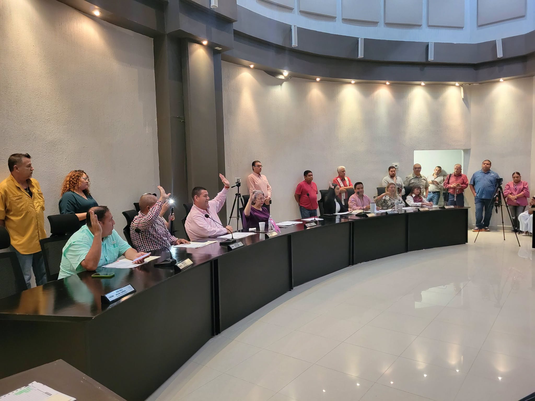 Realizan primera sesión ordinaria de Cabildo del mes de octubre