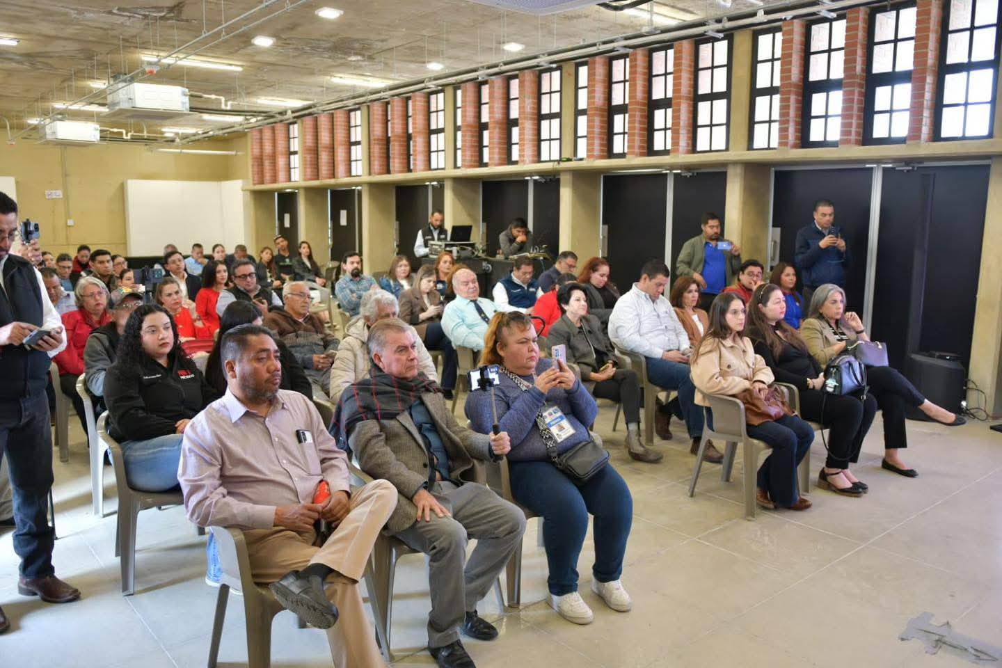 Acuña lanza el programa de Turismo Médico “Acuña Health Care”