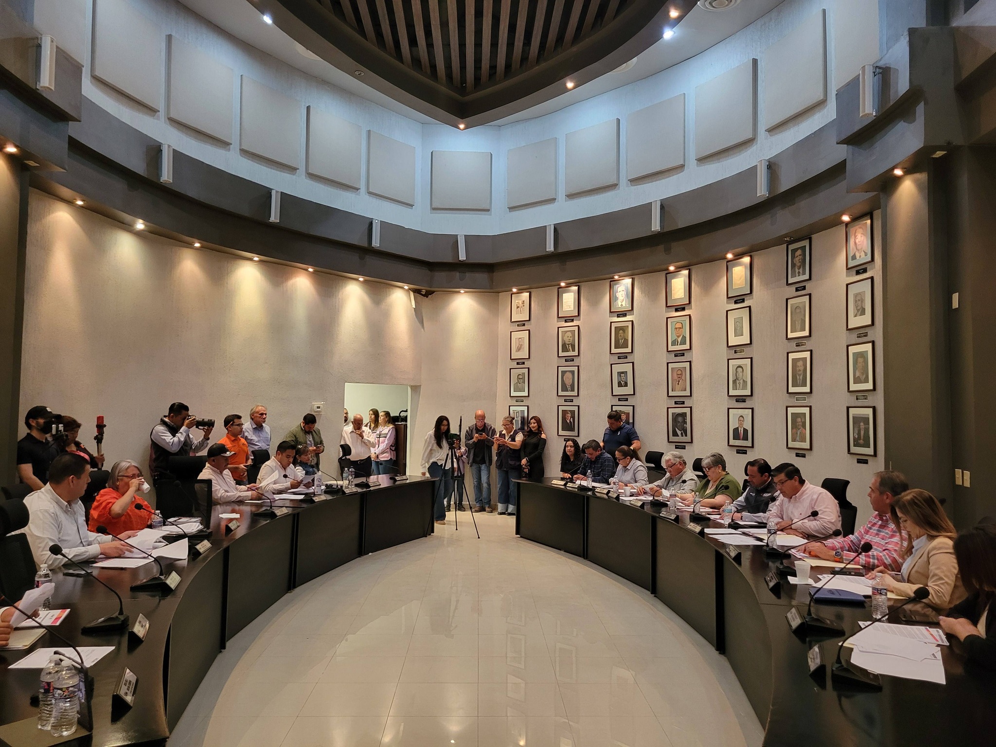 Aprueba Cabildo programas sociales