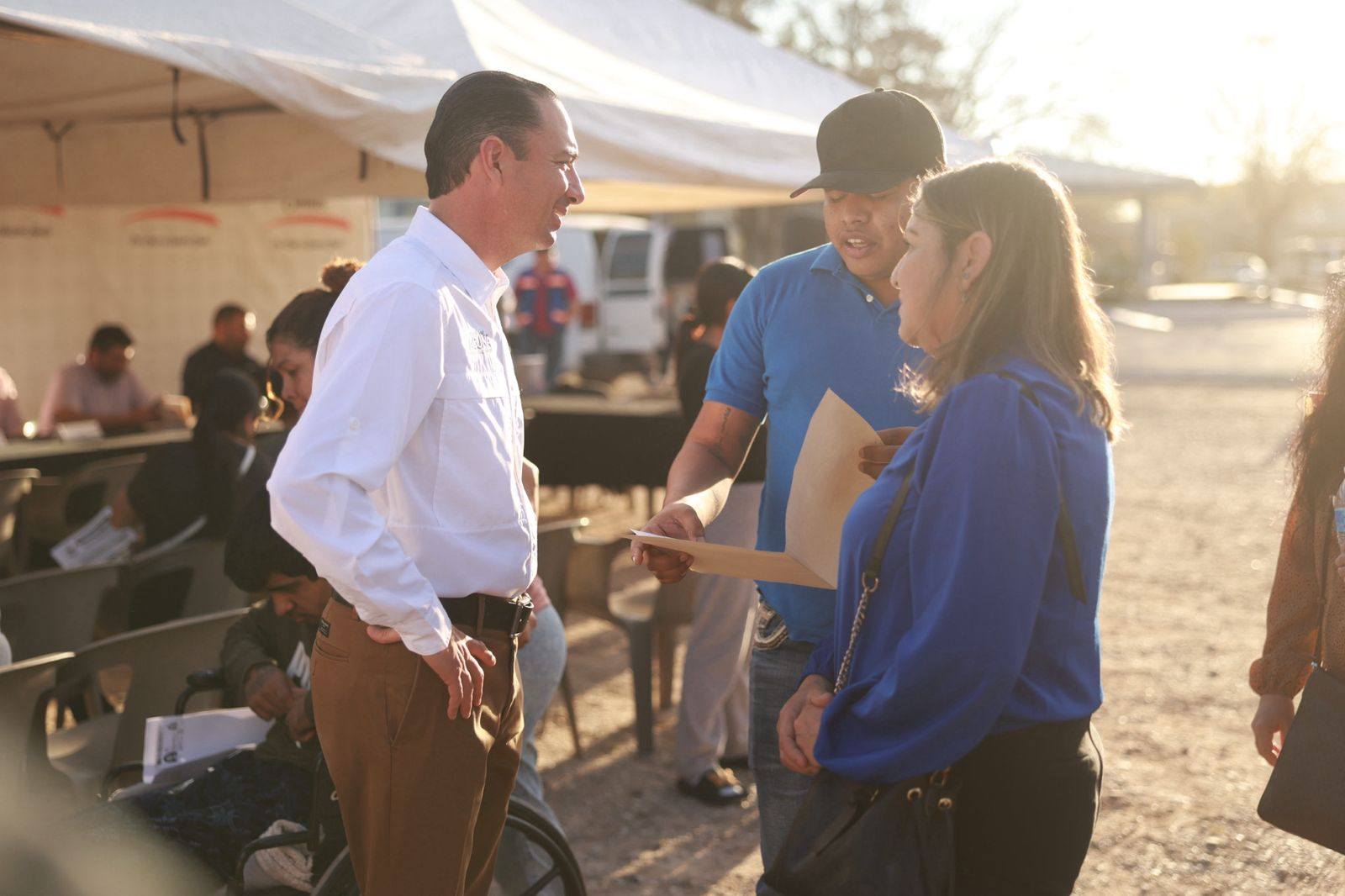 BENEFICIA GOBIERNO MUNICIPAL A FAMILIAS DEL FRACCIONAMIENTO EL PARAÍSO CON BRIGADA “POR AMOR A NUESTRA GENTE”