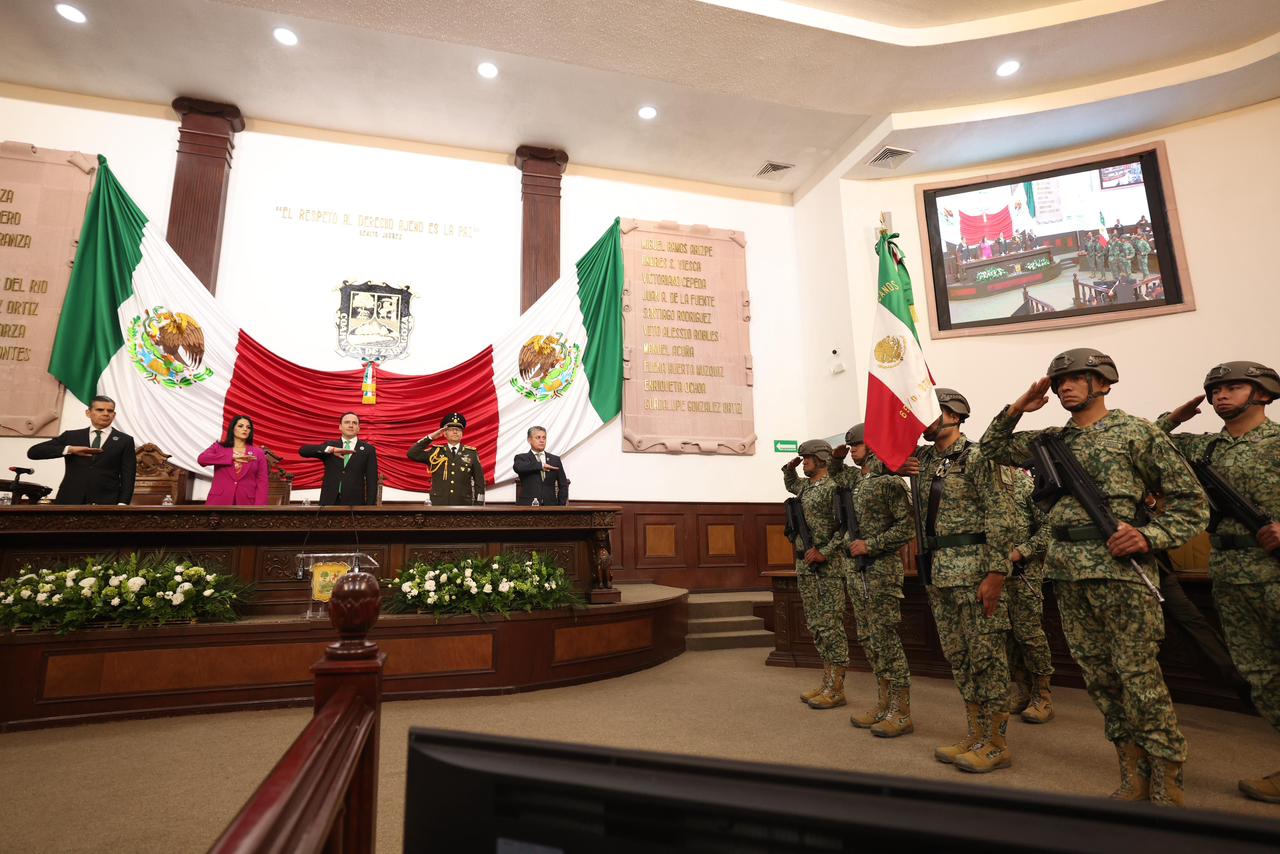 COAHUILA, TIERRA DE INSTITUCIONES FUERTES Y ECHADAS PA'DELANTE: MANOLO