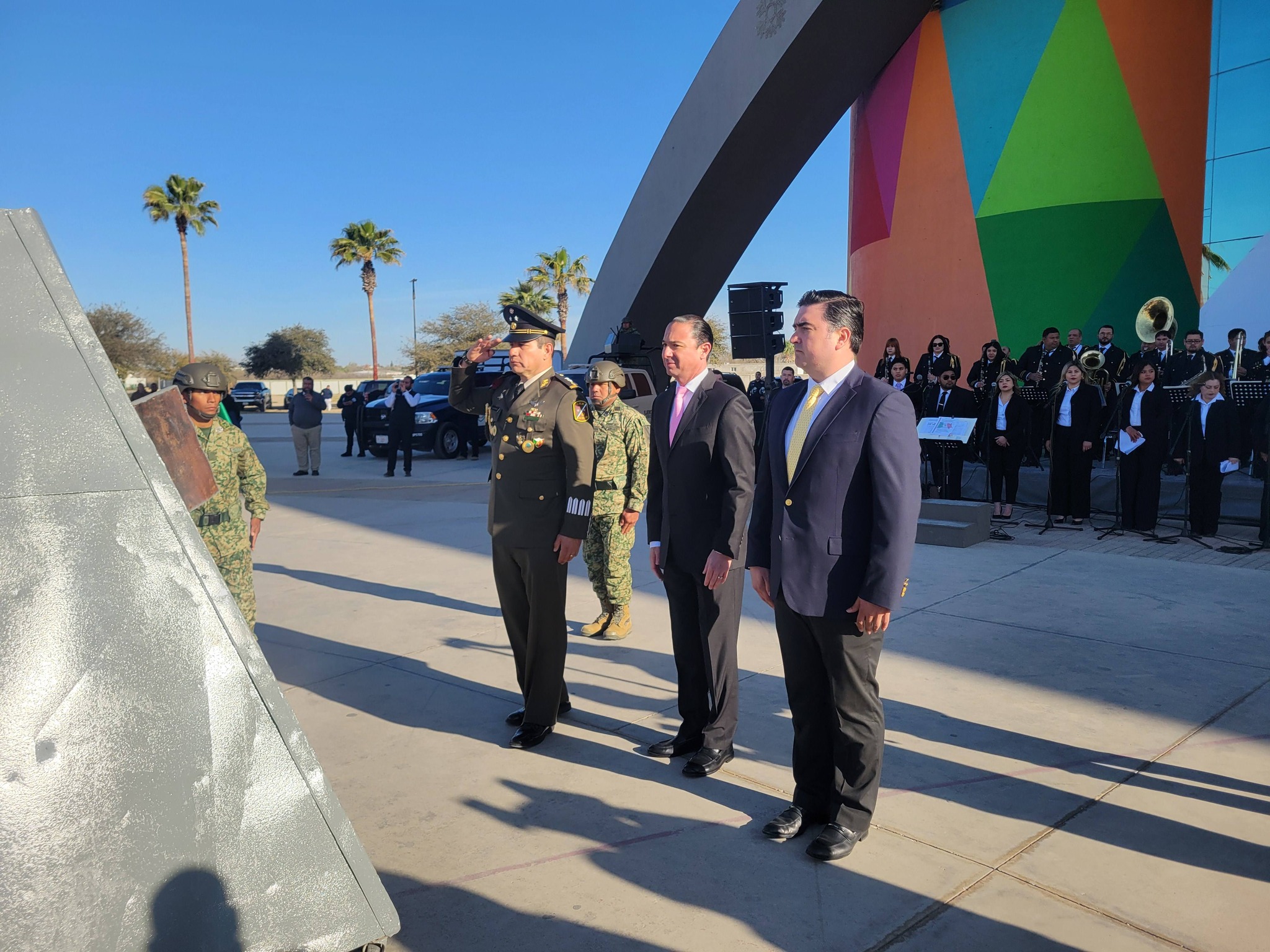 Conmemora Acuña Día de la Bandera