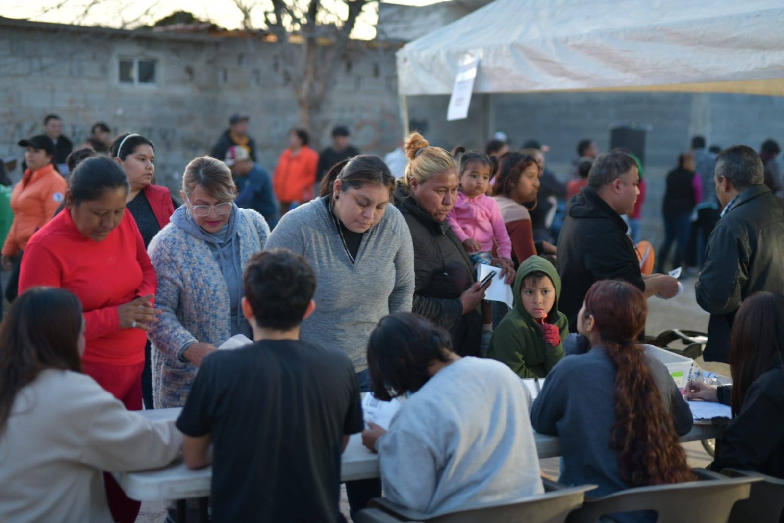 CONTINÚA BRIGADA “POR AMOR A NUESTRA GENTE” EN LA COLONIA SANTA MARTHA
