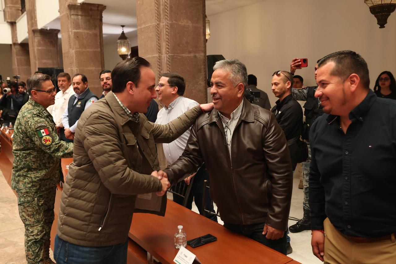 EL COMBATE A INCENDIOS FORESTALES ES PRIORIDAD PARA NUESTRO GOBIERNO: MANOLO