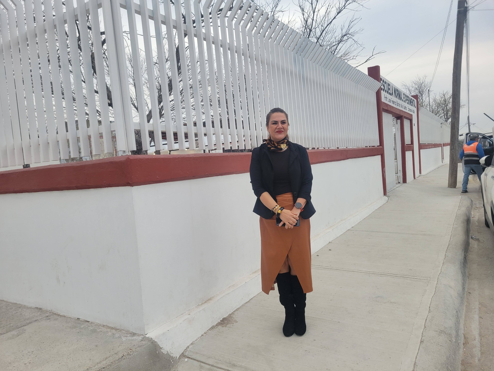 Entrega Presidencia Municipal de Acuña obra de construcción en escuela