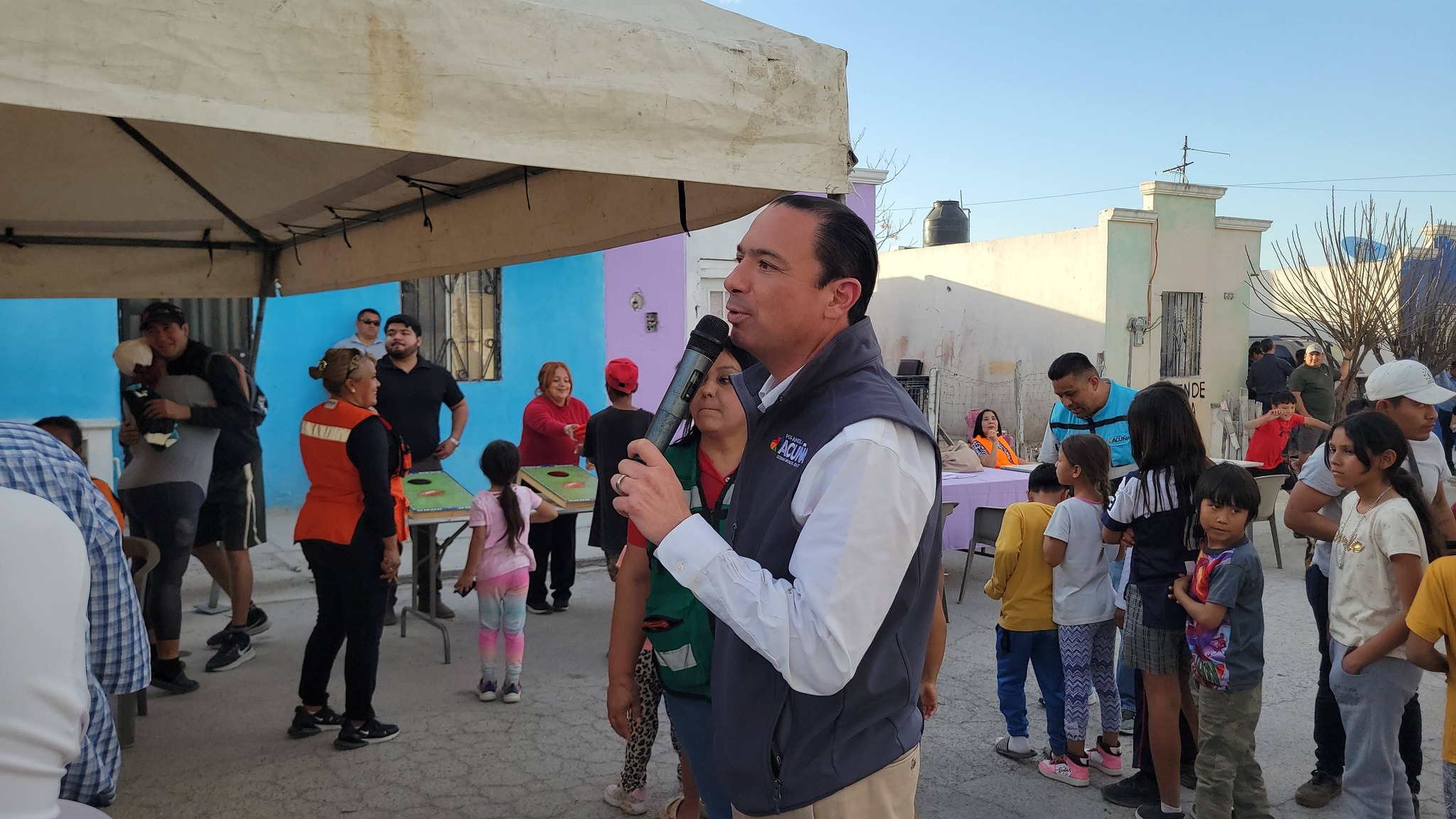 Lleva Emilio De Hoyos brigada a Noblassi