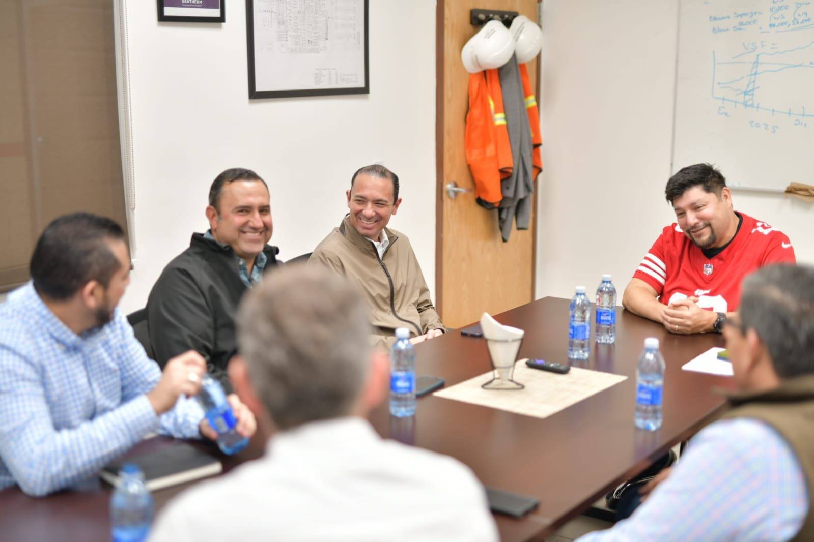 LLEVAN PROGRAMAS DEL GOBIERNO DE UNIDAD A LA EMPRESA GENTHERM CON LA BRIGADA “POR AMOR A TU CHAMBA”