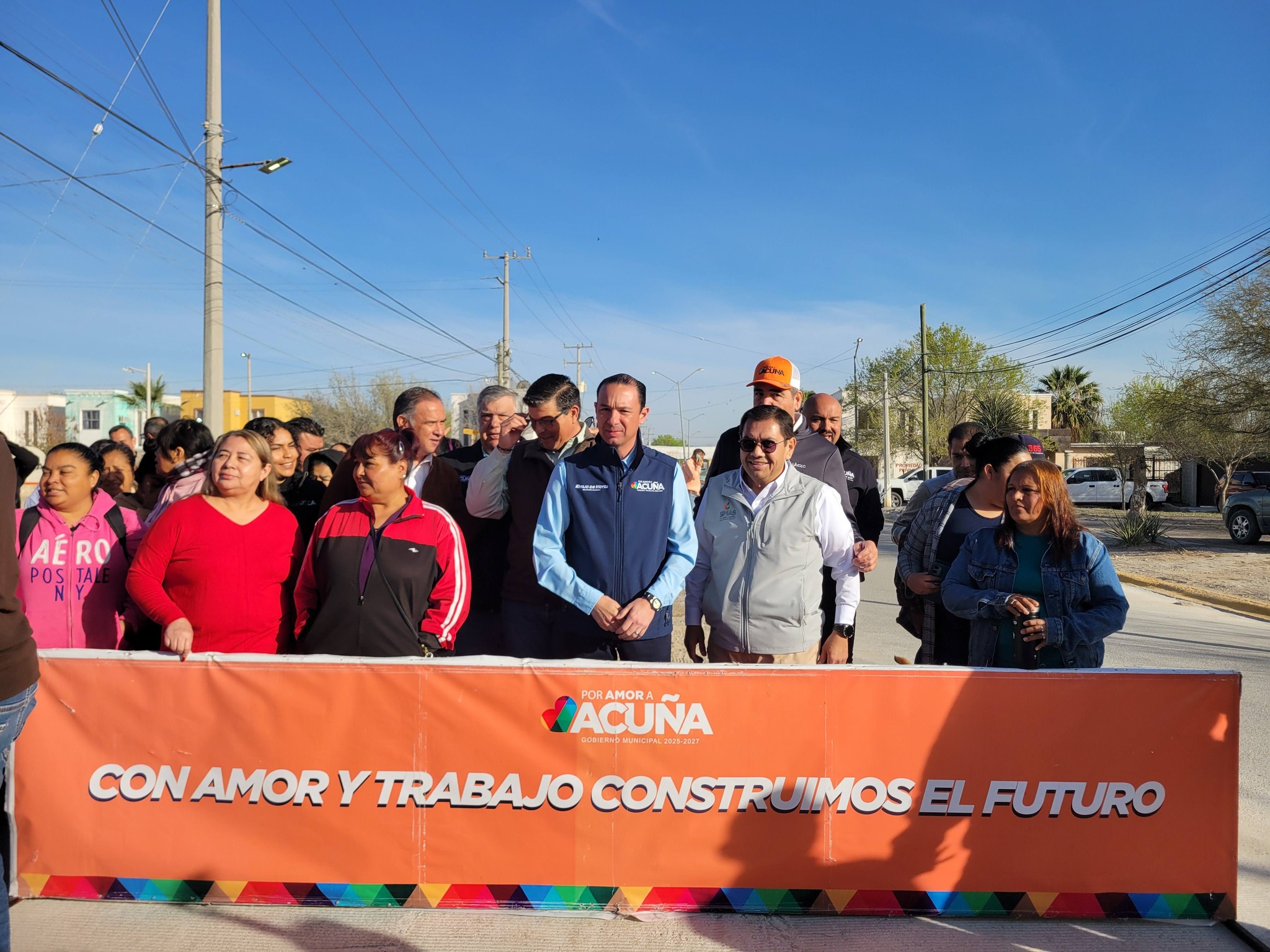 Pavimenta SIMAS calles en Las Aves