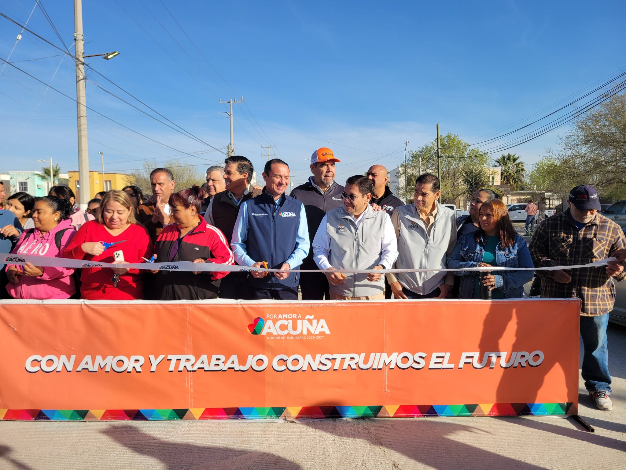 Pavimenta SIMAS calles en Las Aves