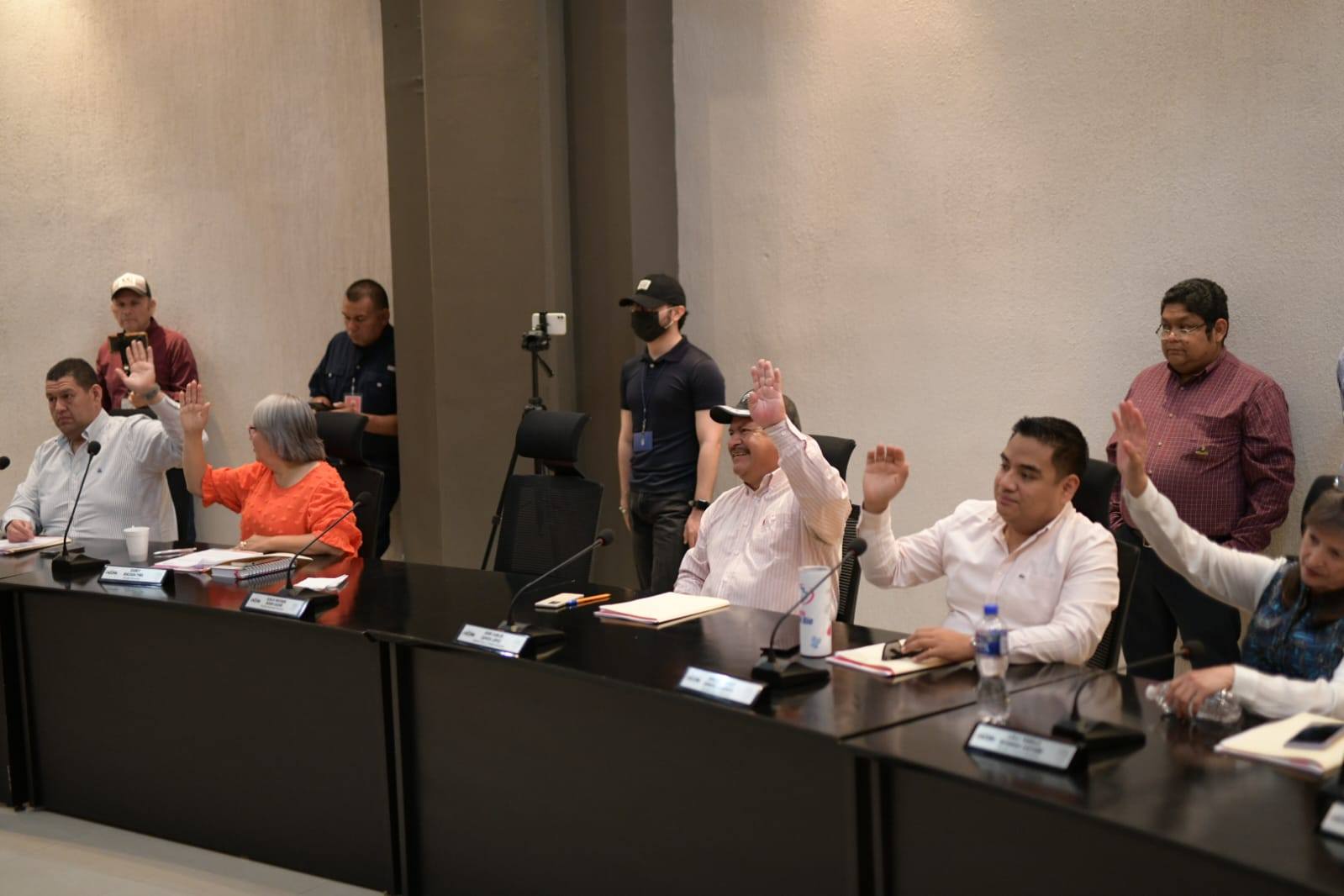 POR UNANIMIDAD CABILDO APRUEBA PROGRAMAS SOCIALES Y APOYO A CUATRO ASOCIACIONES CIVILES DE ACUÑA