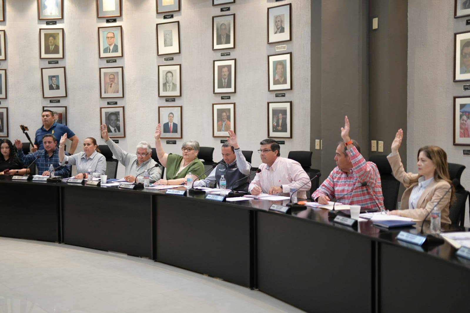 POR UNANIMIDAD CABILDO APRUEBA PROGRAMAS SOCIALES Y APOYO A CUATRO ASOCIACIONES CIVILES DE ACUÑA