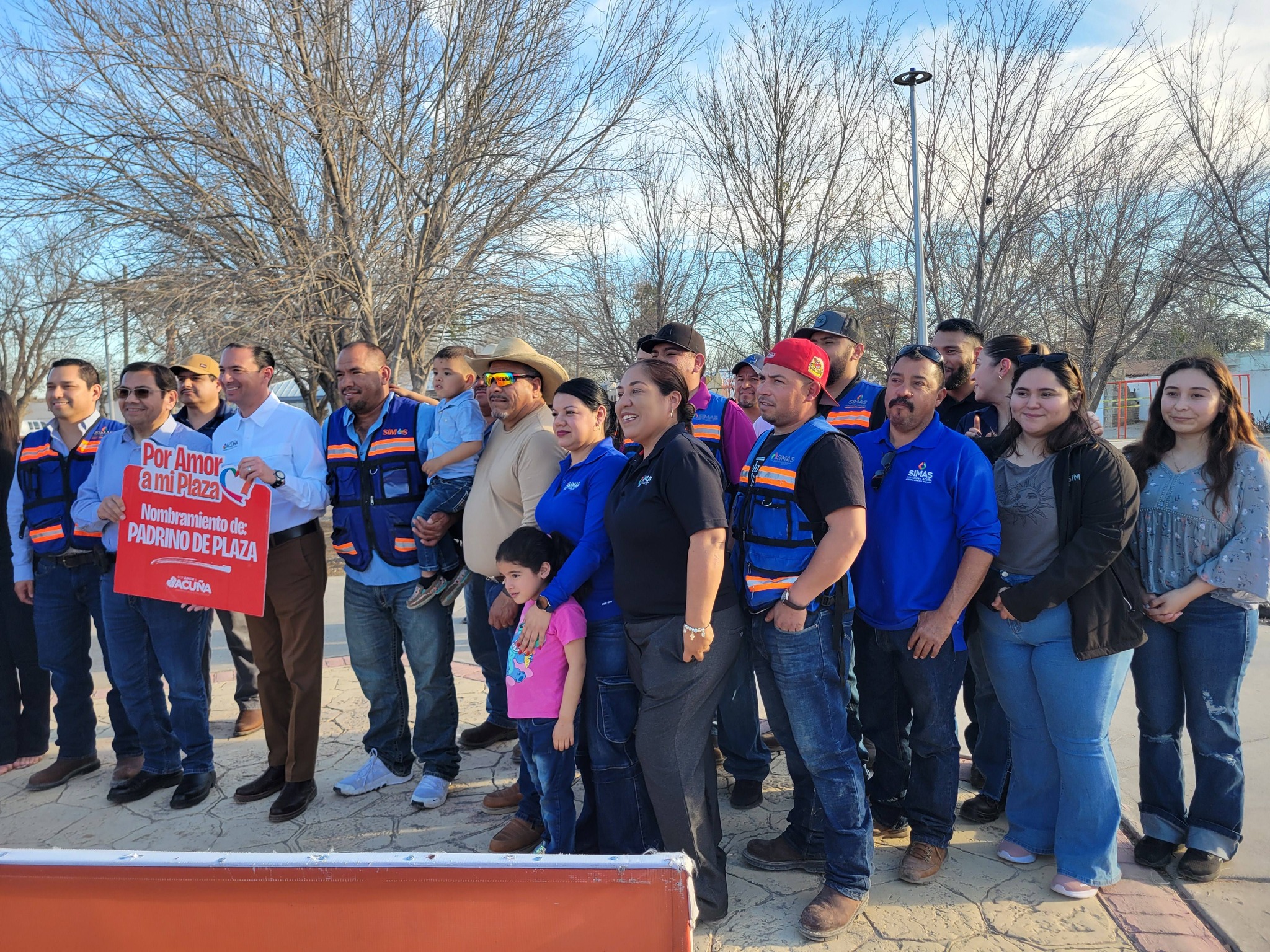 Remodelan plaza en el Gaby Brimmer