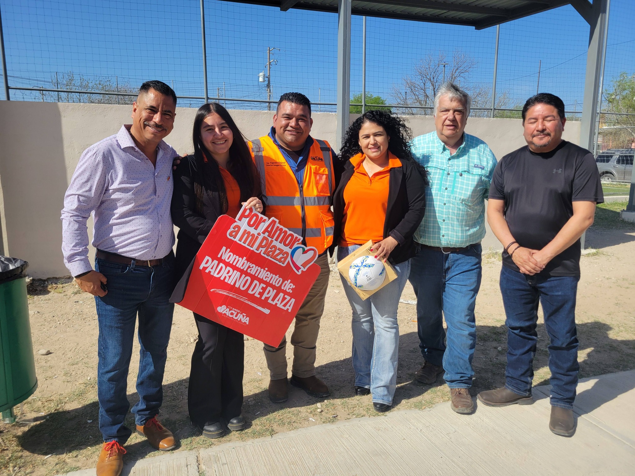 Renuevan plaza en Fraccionamiento Valle Verde