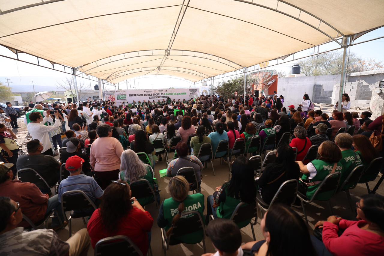 SE ENTREGAN ‘OBRAS SOCIALES A PASOS DE GIGANTE’ EN TODAS LAS REGIONES POR 1500 MDP