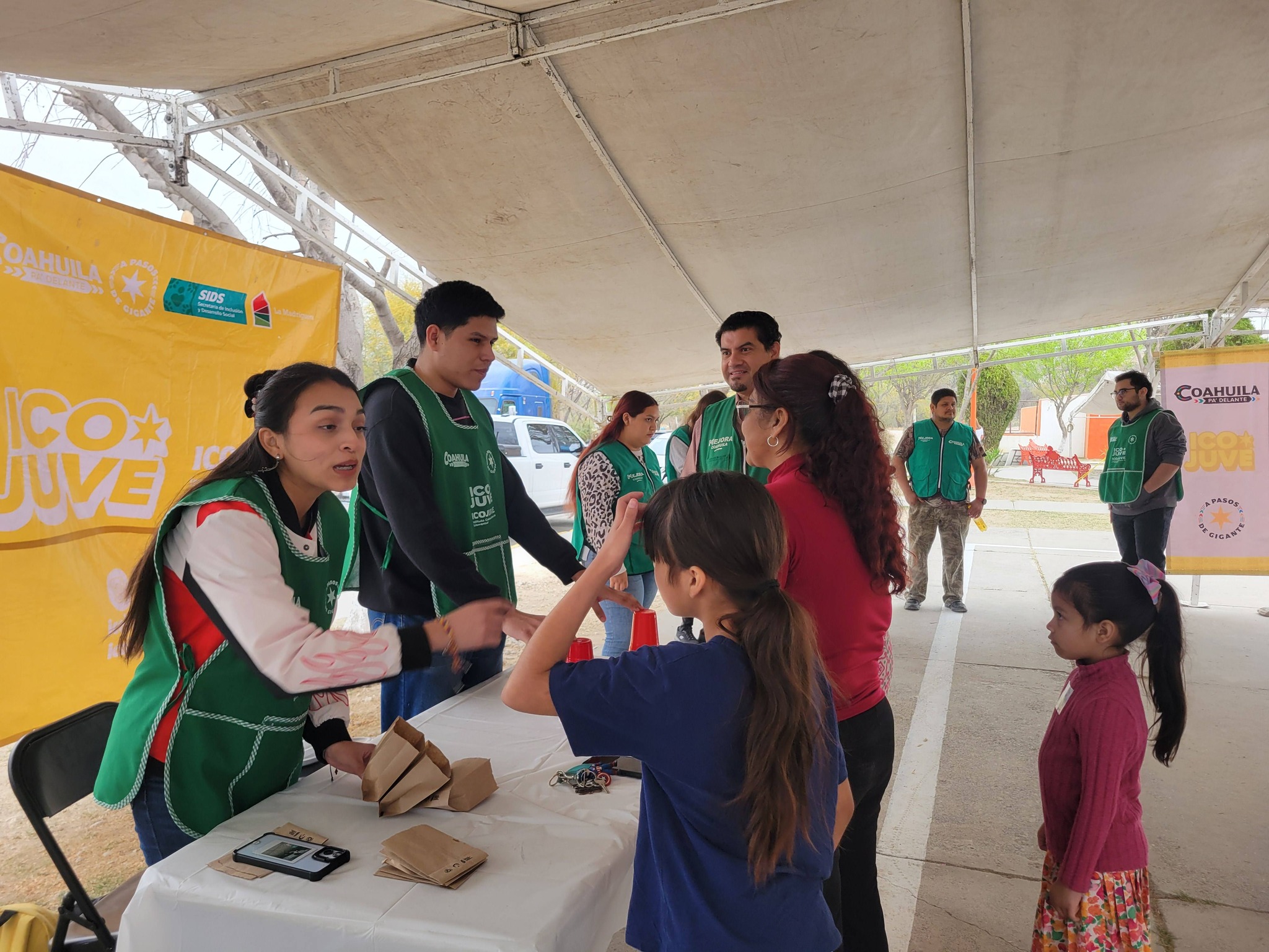 Celebran DIF Coahuila y DIF Municipal Acuña el Dia de la Familia