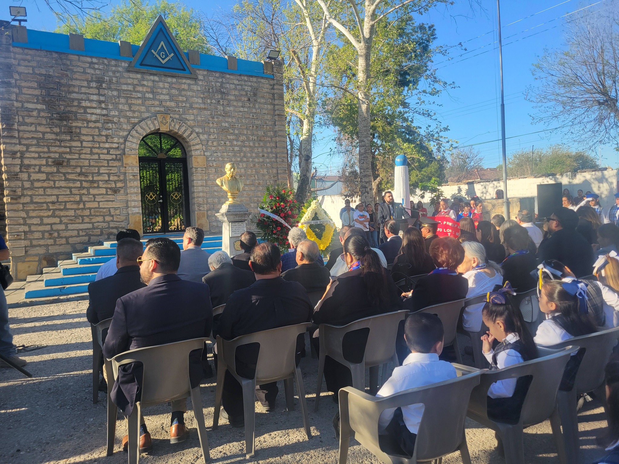 Conmemoran natalicio de Don Benito Juárez