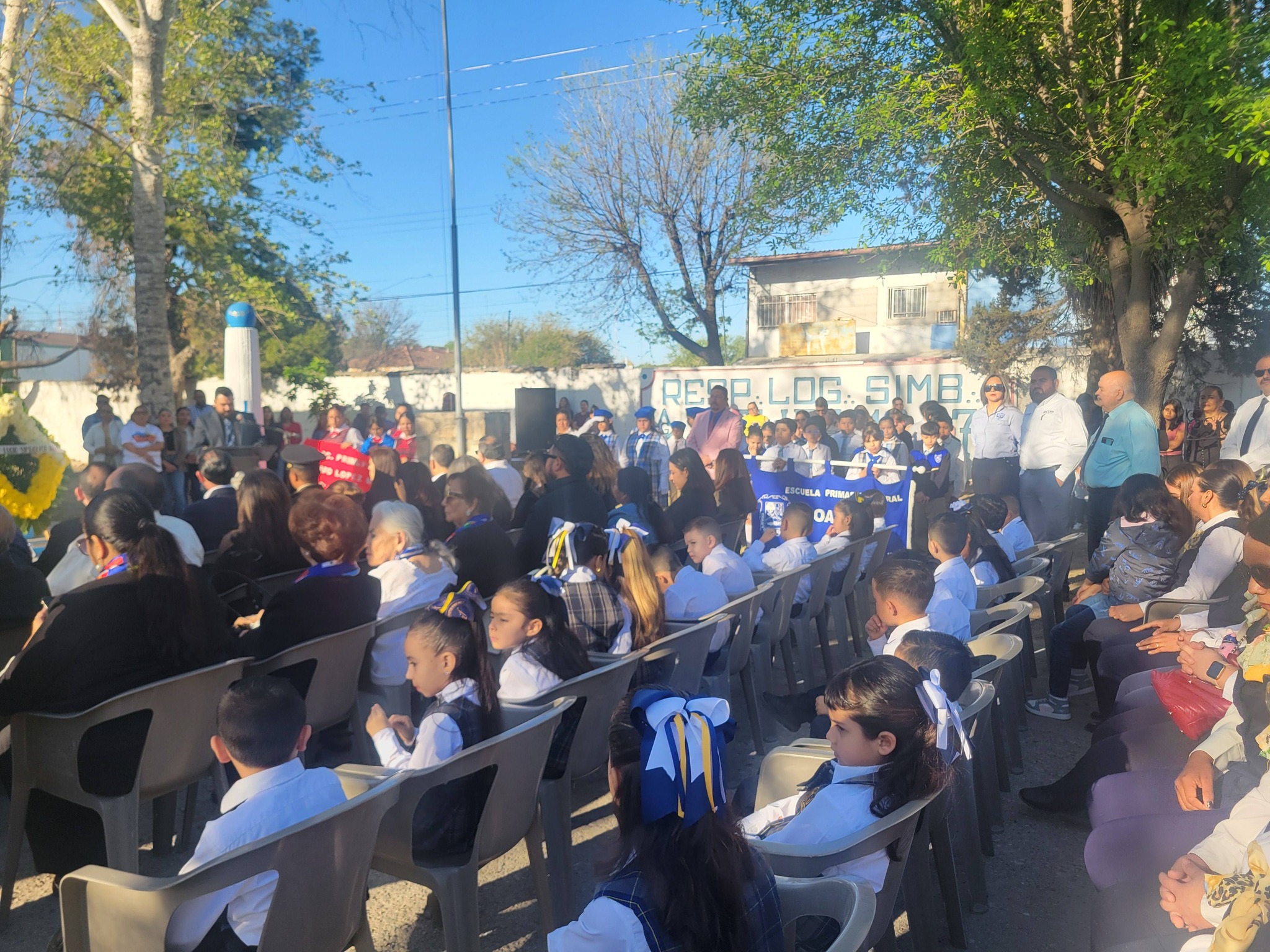 Conmemoran natalicio de Don Benito Juárez