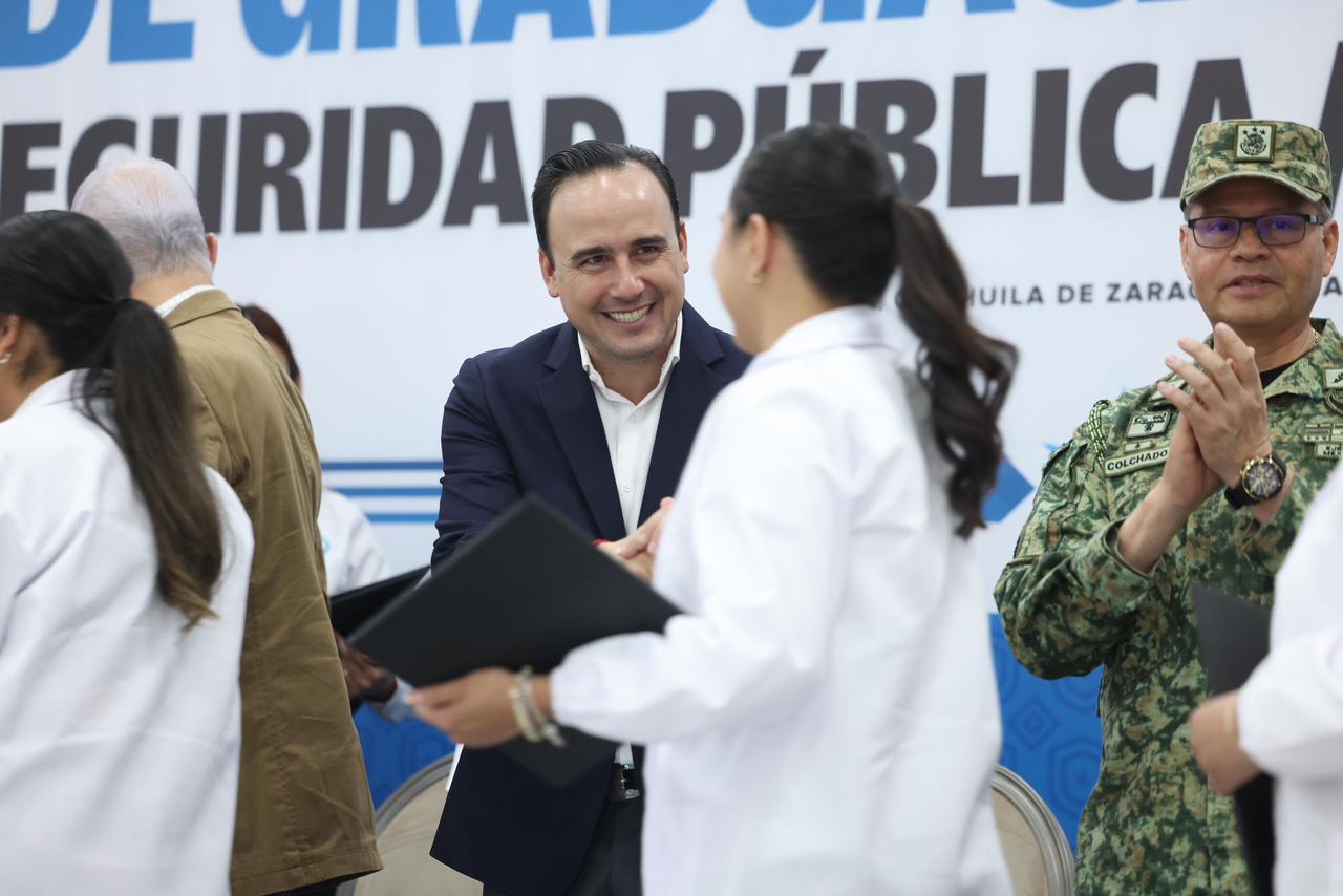 DA BIENVENIDA GOBERNADOR A 384 NUEVOS ELEMENTOS DE LA POLICÍA Y FISCALÍA DEL ESTADO