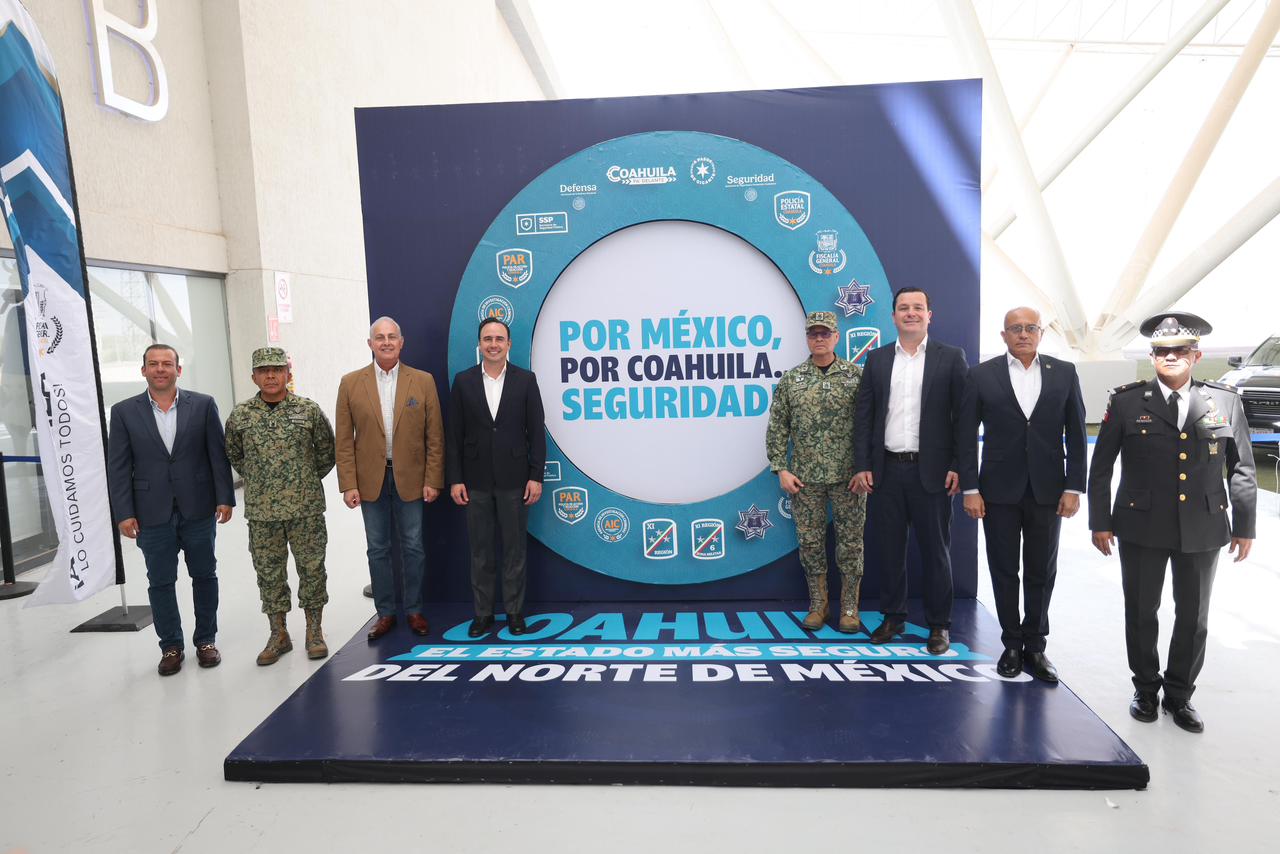 DA BIENVENIDA GOBERNADOR A 384 NUEVOS ELEMENTOS DE LA POLICÍA Y FISCALÍA DEL ESTADO