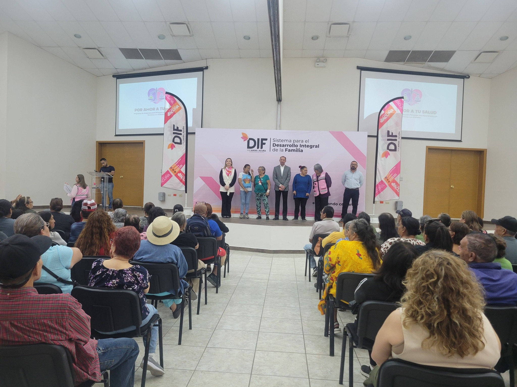 Encabeza Emilio un gobierno solidario