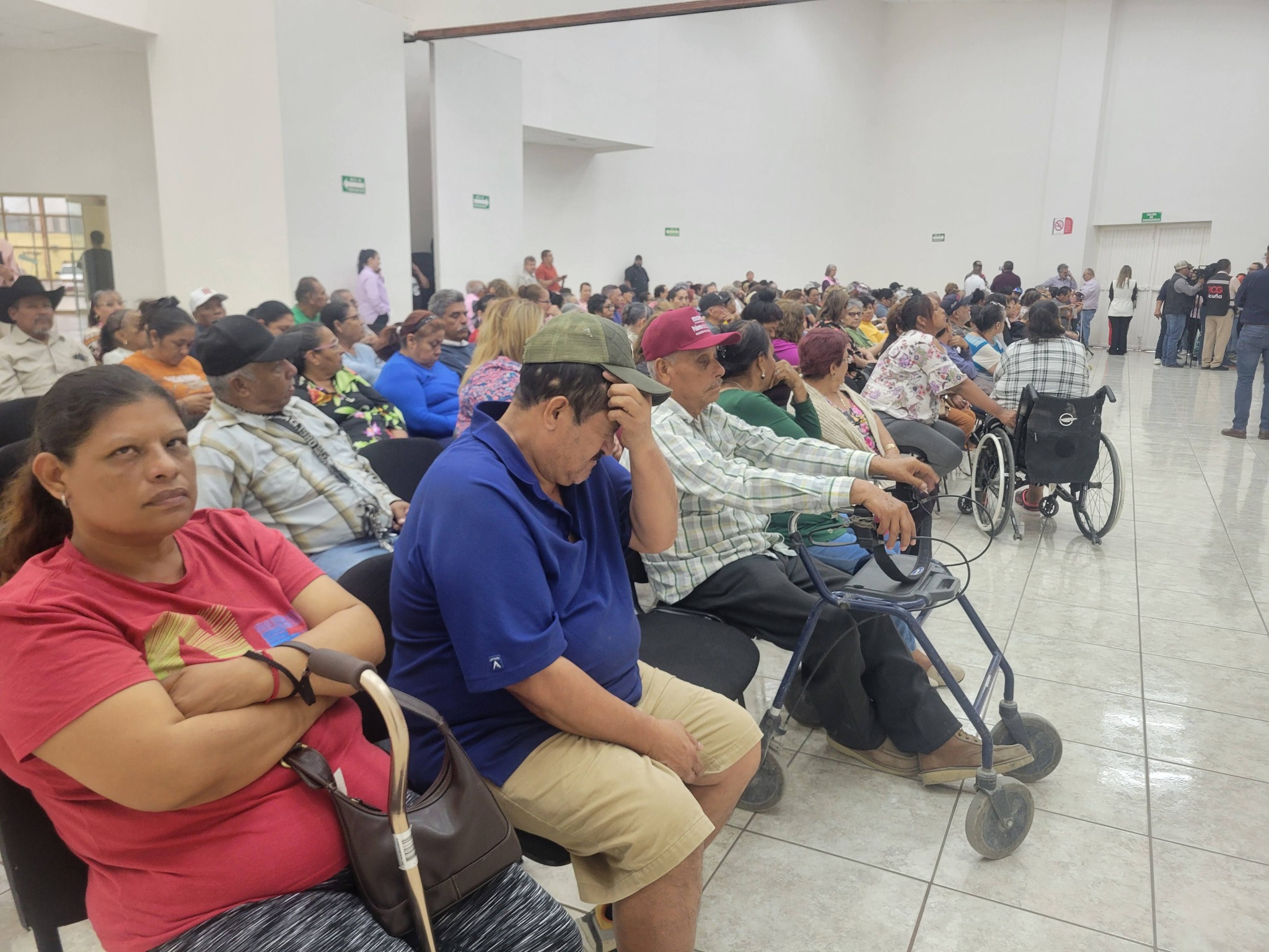 Encabeza Emilio un gobierno solidario