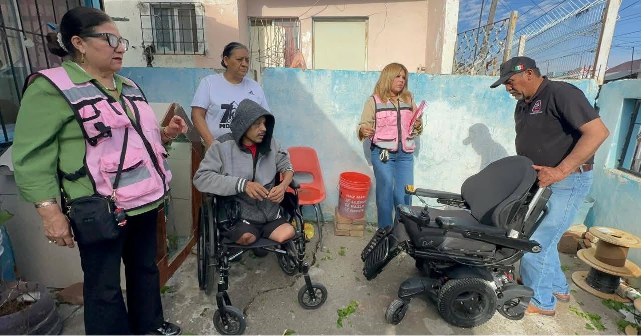 ENTREGA DIF SILLAS DE RUEDAS ELECTRICAS