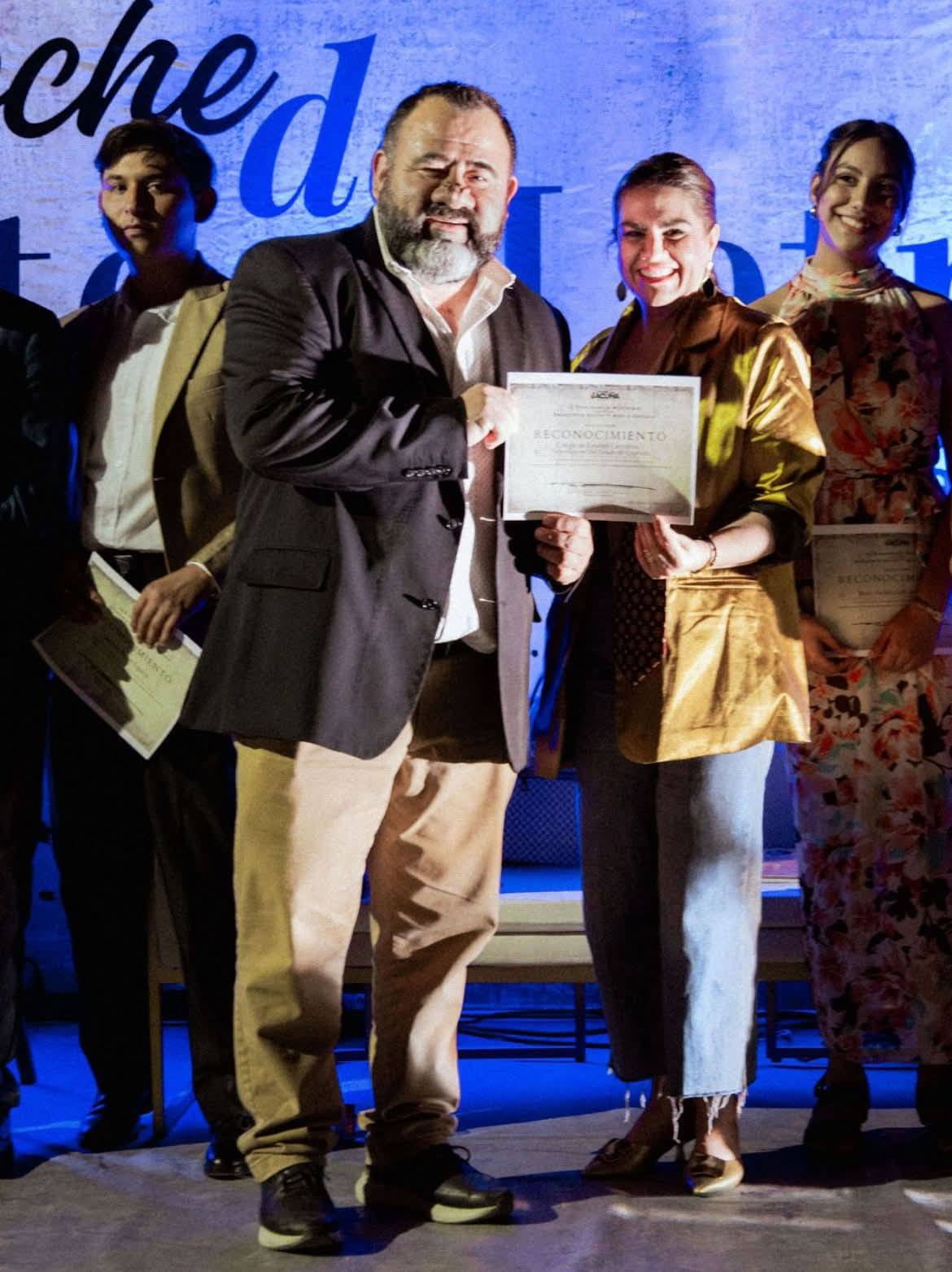 Éxito total en el Evento de Noche de Arte y Letras en el EX Guarnición Militar Museo Histórico