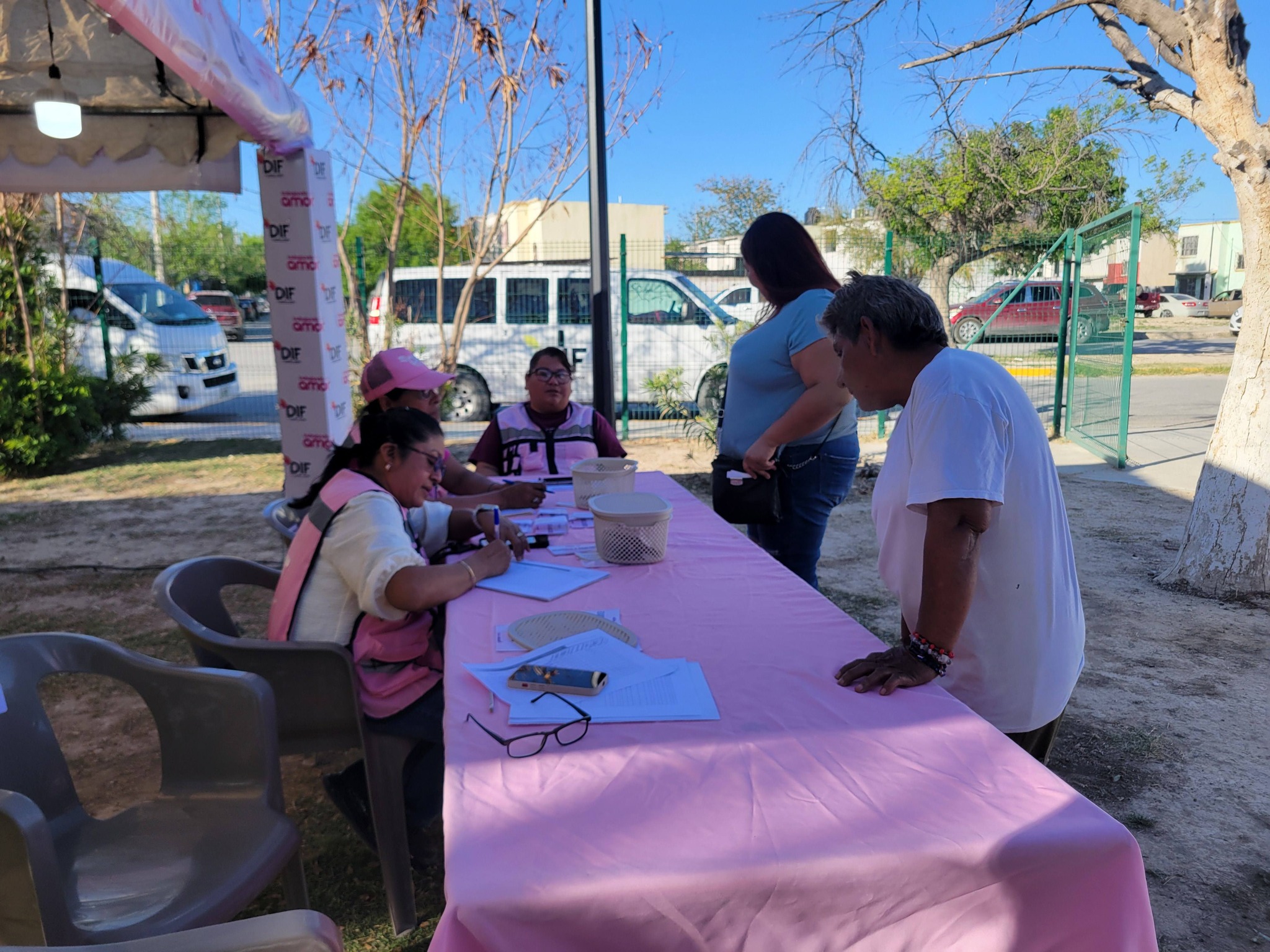 FERIA DE LA MUJER EN CEDROS