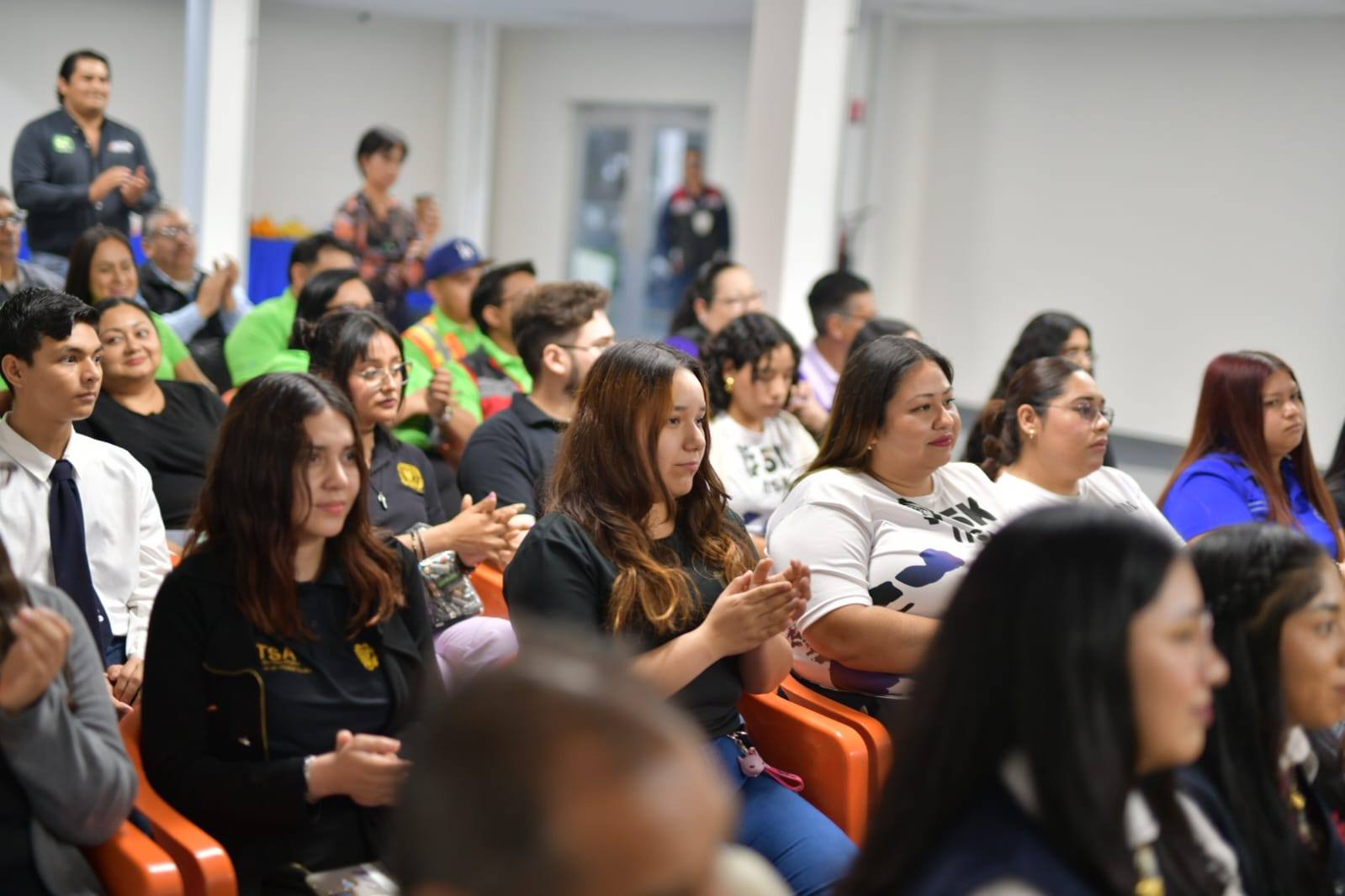 GOBIERNO DE UNIDAD IMPULSA PROGRAMA “PONTE LAS PILAS CON EL MEDIO AMBIENTE” JUNTO A EMPRESAS KB RAIL Y SAS