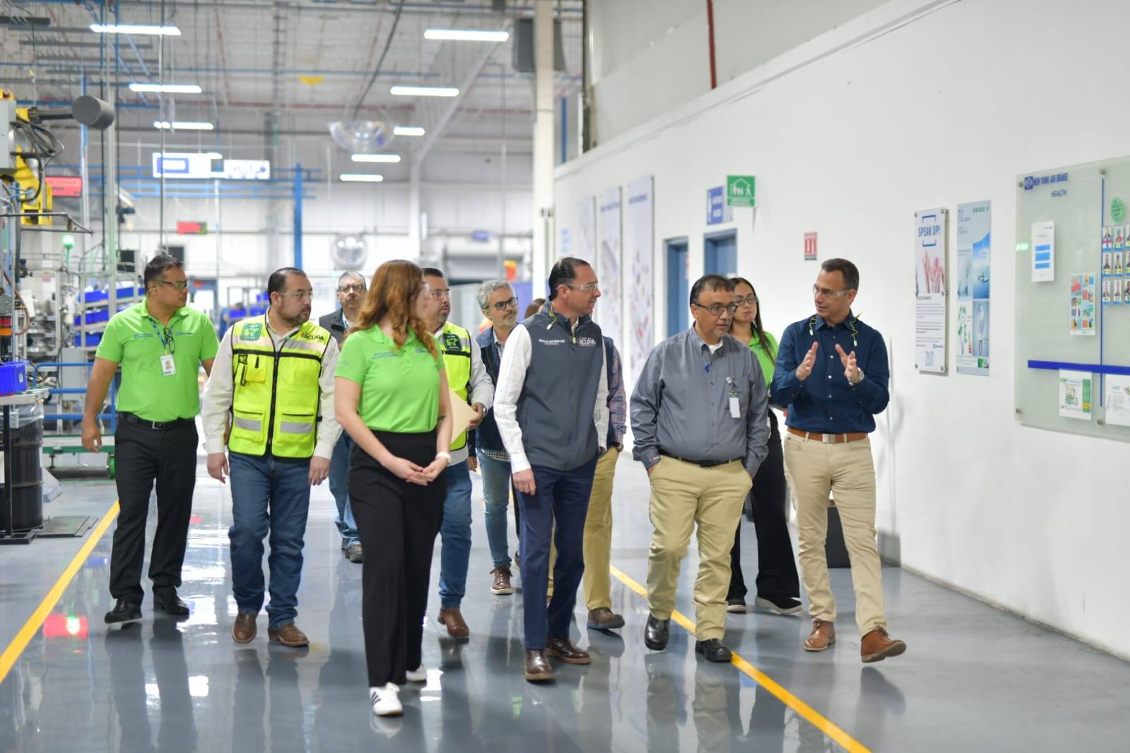 GOBIERNO DE UNIDAD IMPULSA PROGRAMA “PONTE LAS PILAS CON EL MEDIO AMBIENTE” JUNTO A EMPRESAS KB RAIL Y SAS