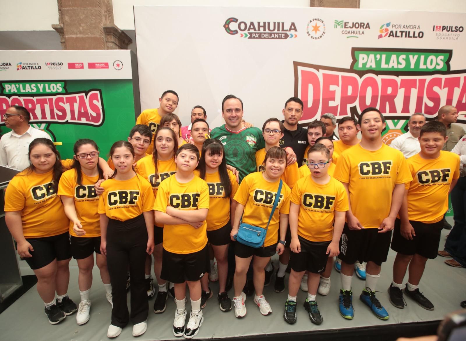 ARRANCA MANOLO EL PROGRAMA “PA’ LOS DEPORTISTAS 2026” EN COAHUILA